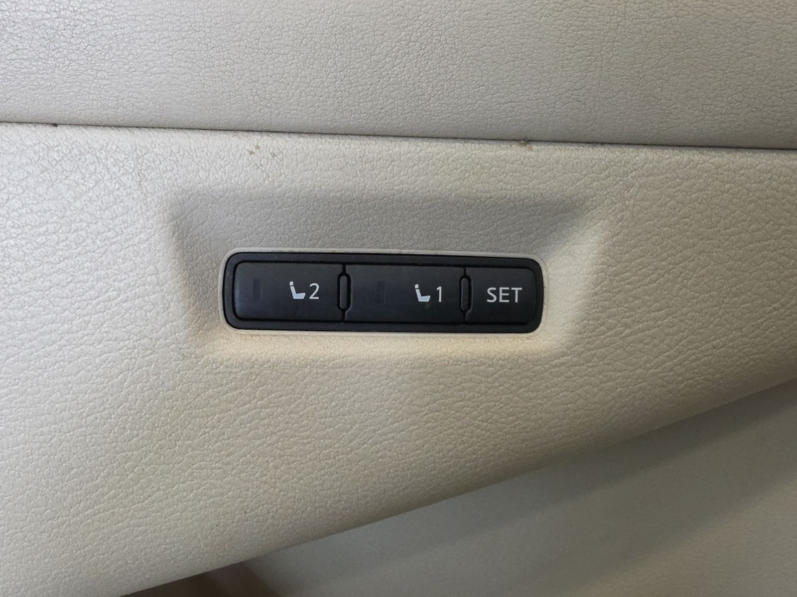 Thumbnail: 2015 Nissan Murano - 19
