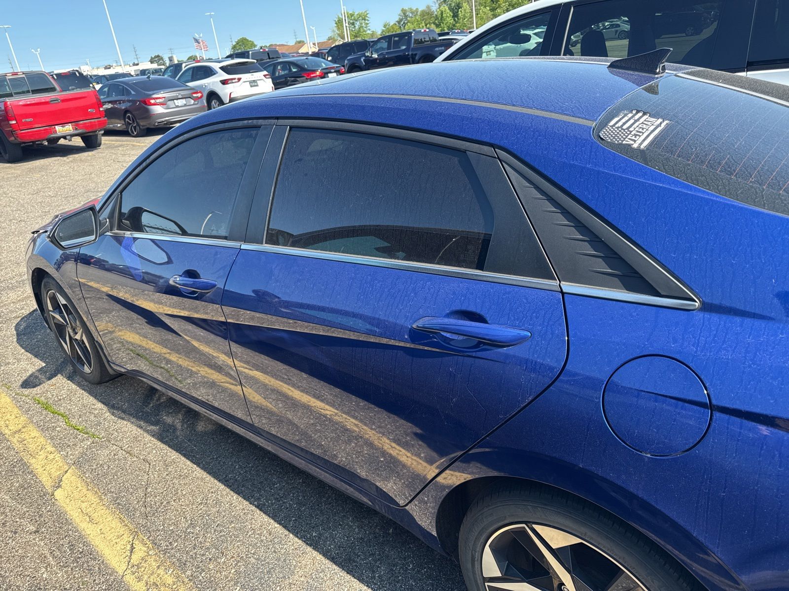 Thumbnail: 2023 Hyundai Elantra - 17