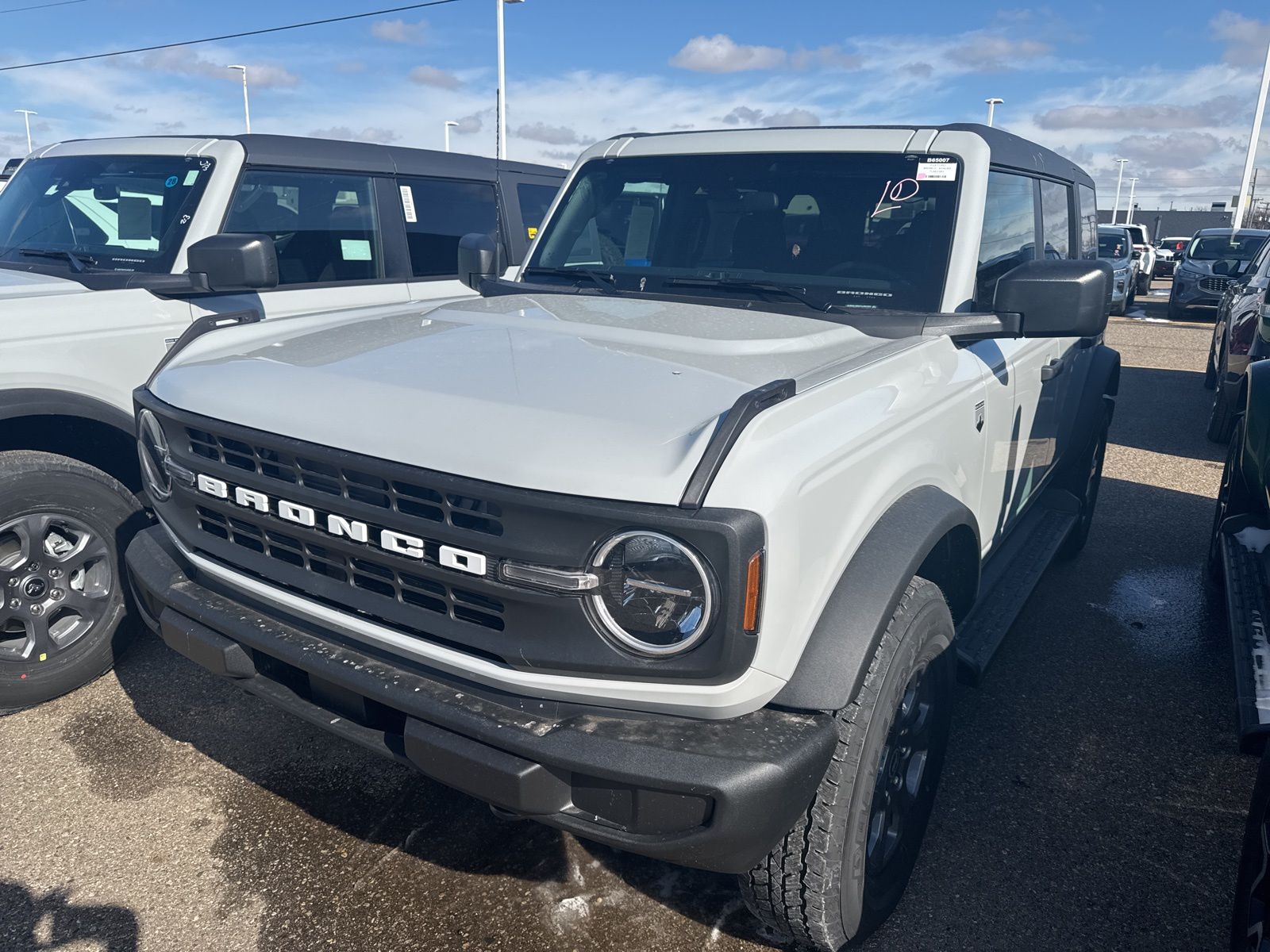 Thumbnail: 2026 Ford Bronco - 1