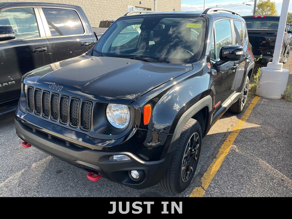 Used 2023 Jeep Renegade Trailhawk SUV