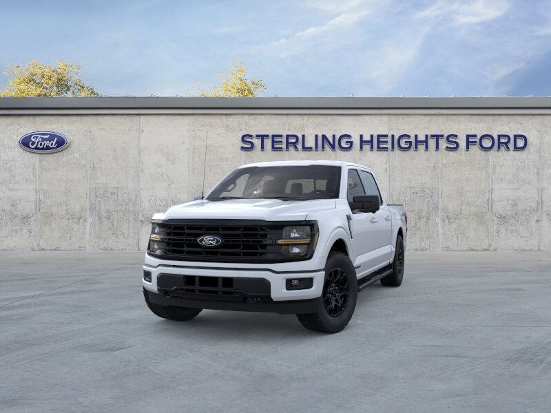 2025 Ford F-150 XLT photo 2