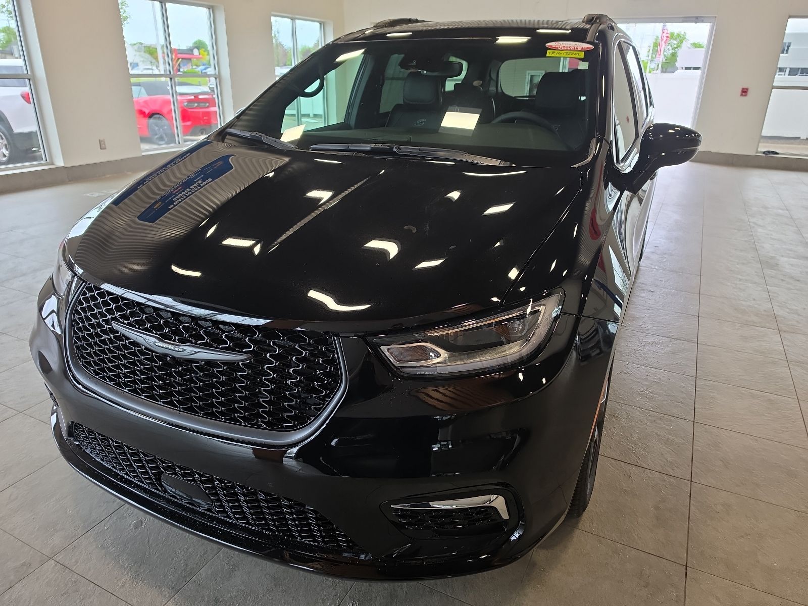 Thumbnail: 2026 Chrysler Pacifica - 6
