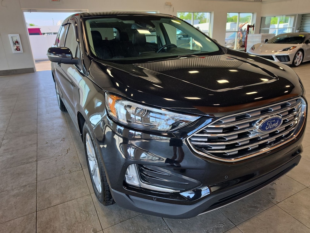 Certified 2022 Ford Edge Titanium SUV