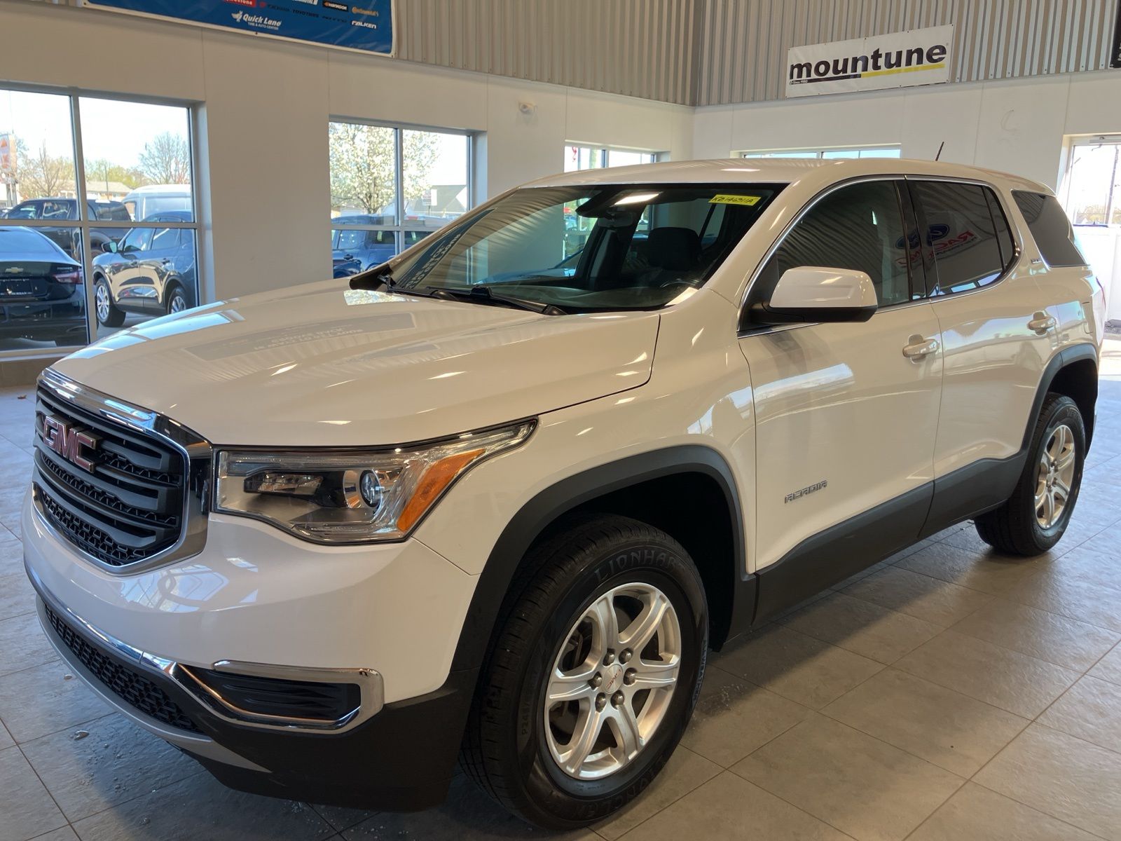 2019 GMC Acadia SLE -
                  Sterling Heights, MI