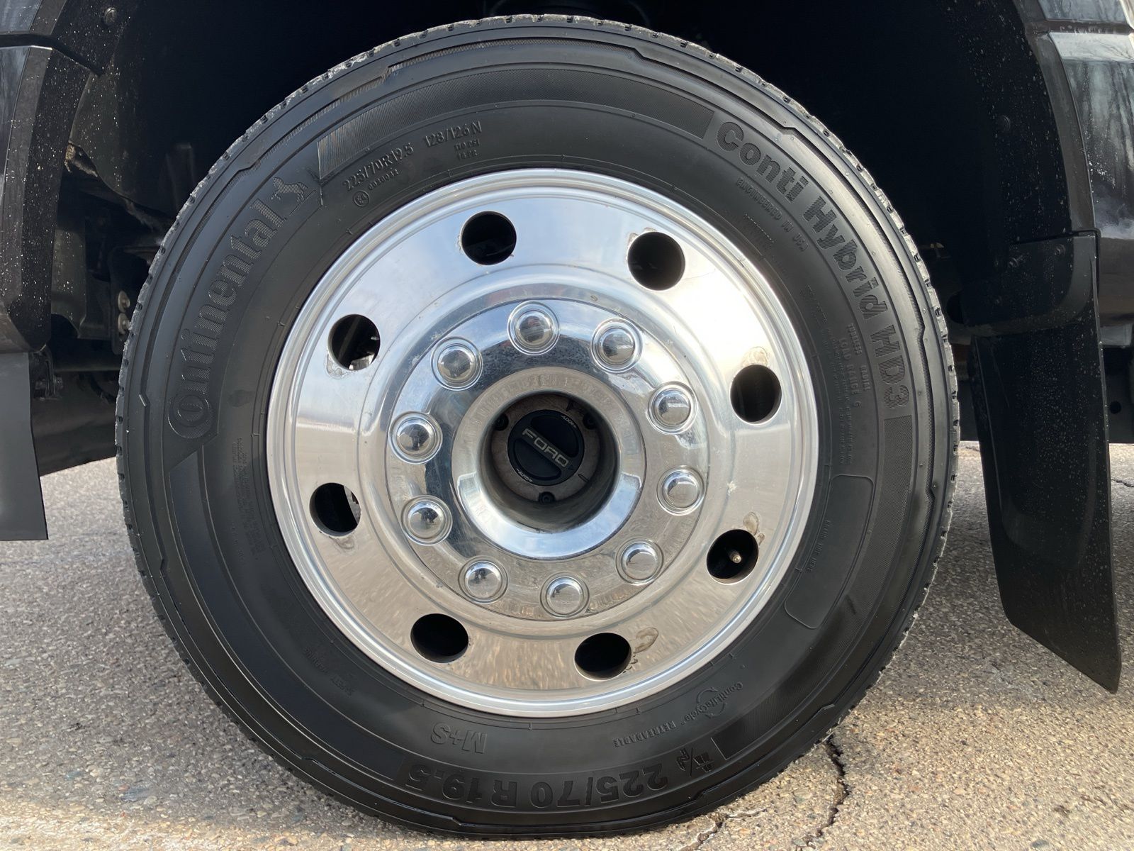 Thumbnail: 2023 Ford F-450 - 9