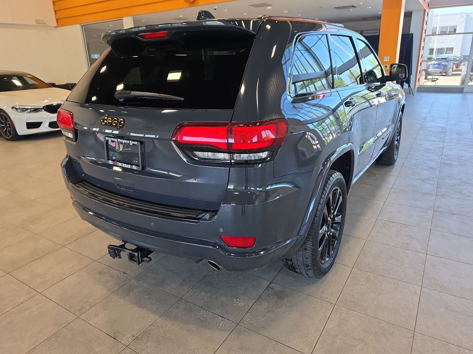 Thumbnail: 2018 Jeep Grand Cherokee - 8