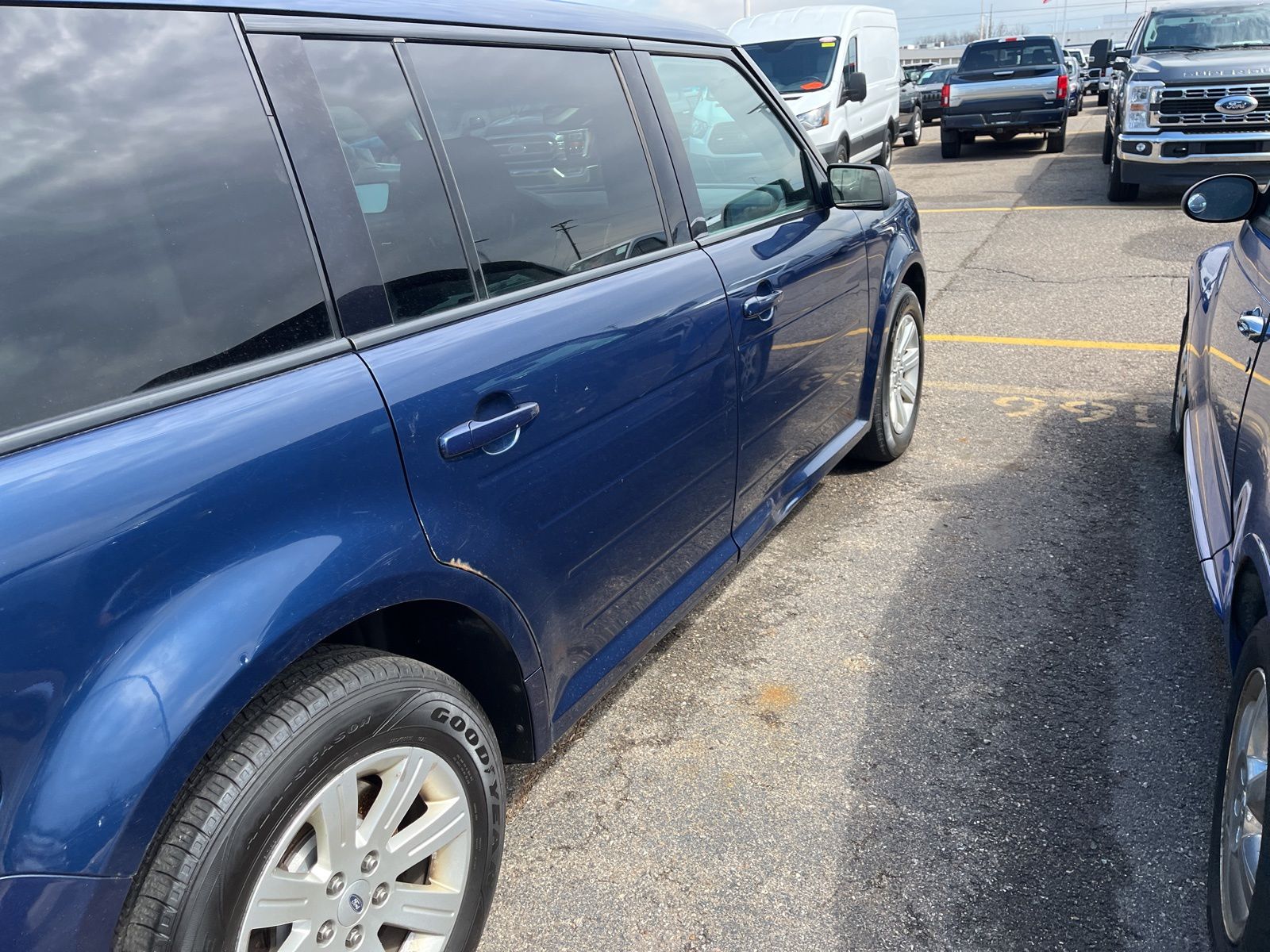 Thumbnail: 2012 Ford Flex - 18