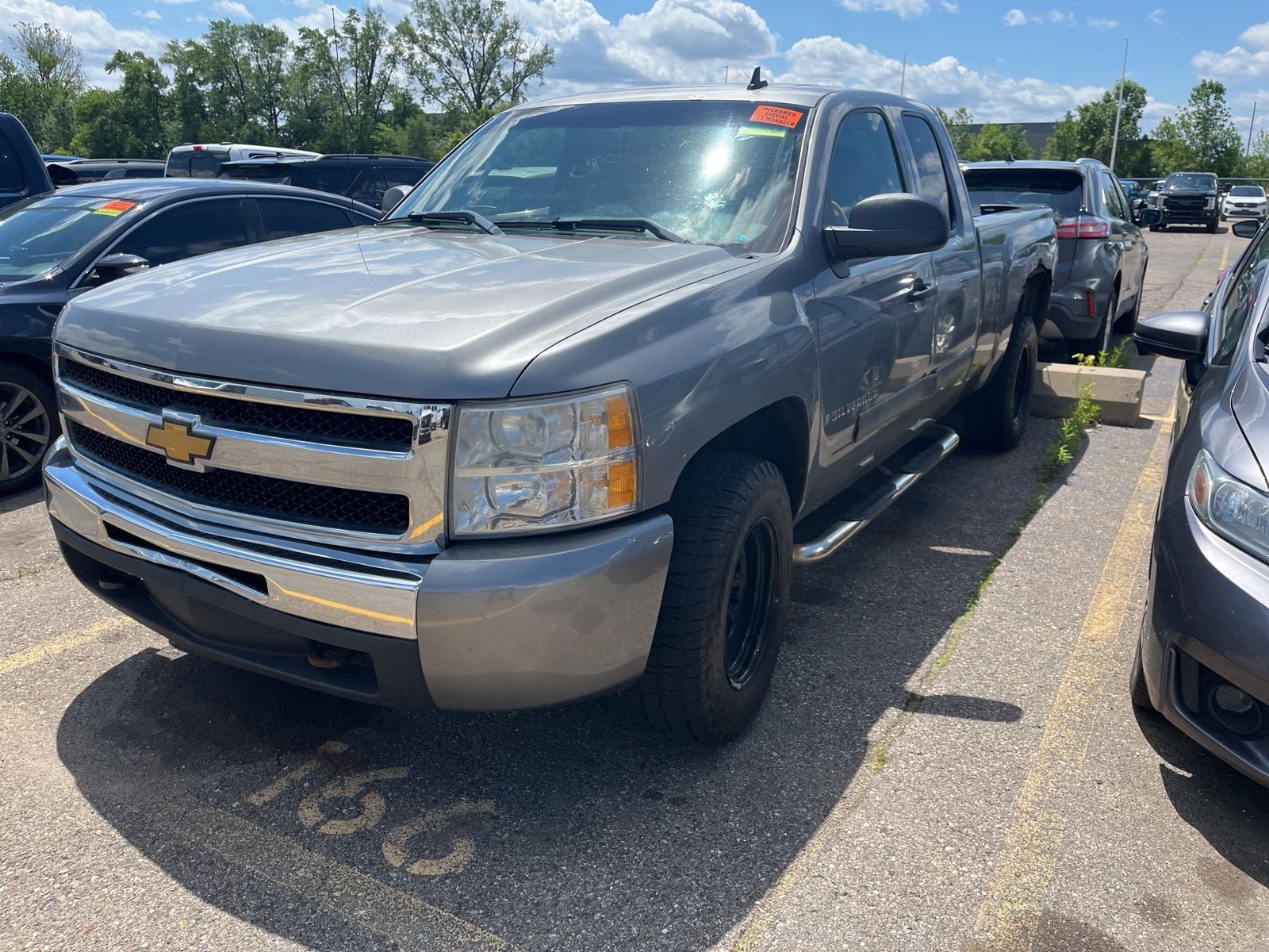 Used 2009 Chevrolet Silverado 1500 1LT with VIN 2GCEK290991115213 for sale in Sterling Heights, MI