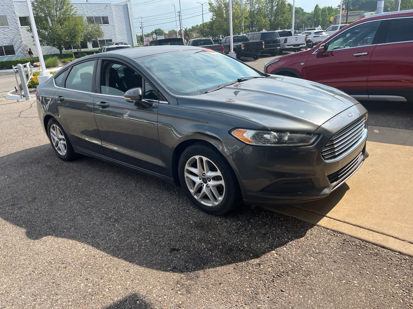 Thumbnail: 2016 Ford Fusion - 19