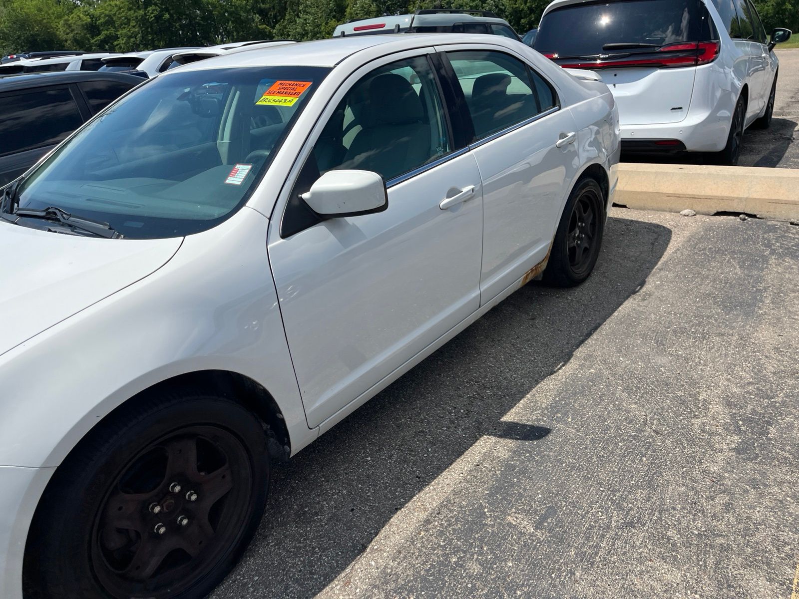 Thumbnail: 2010 Ford Fusion - 8