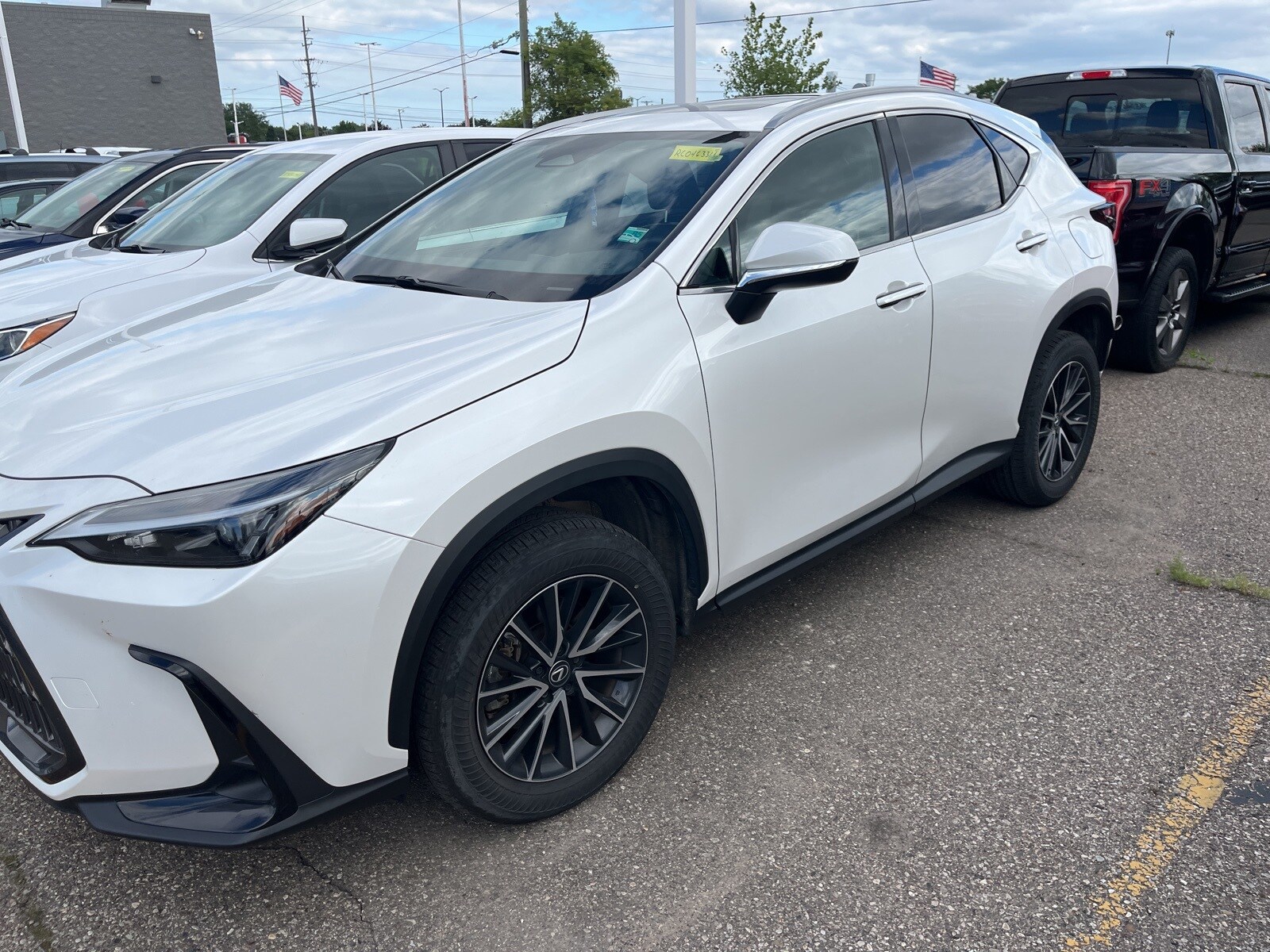2024 Lexus NX 350 photo 4