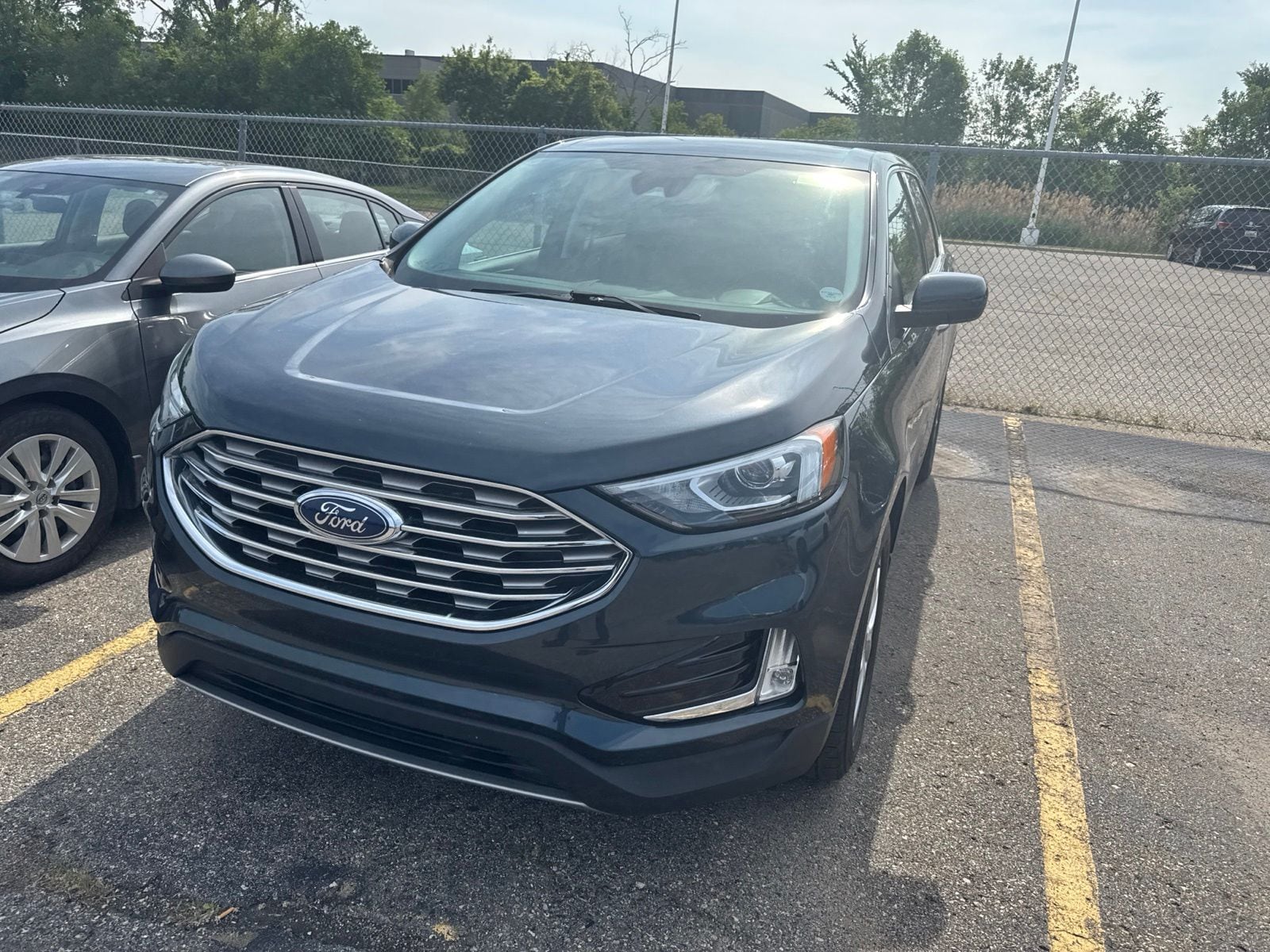 Thumbnail: 2022 Ford Edge - 21