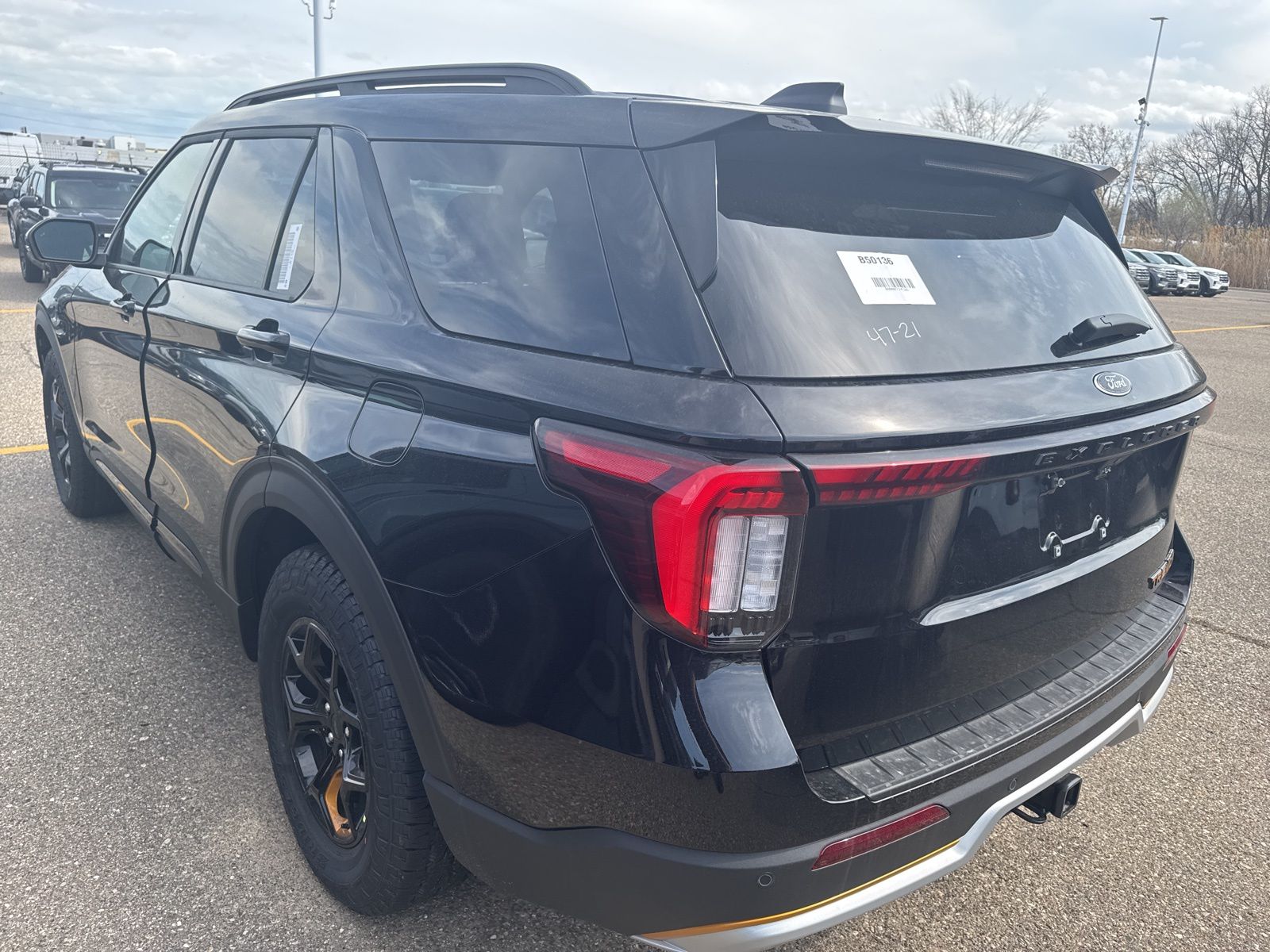 Thumbnail: 2026 Ford Explorer - 17