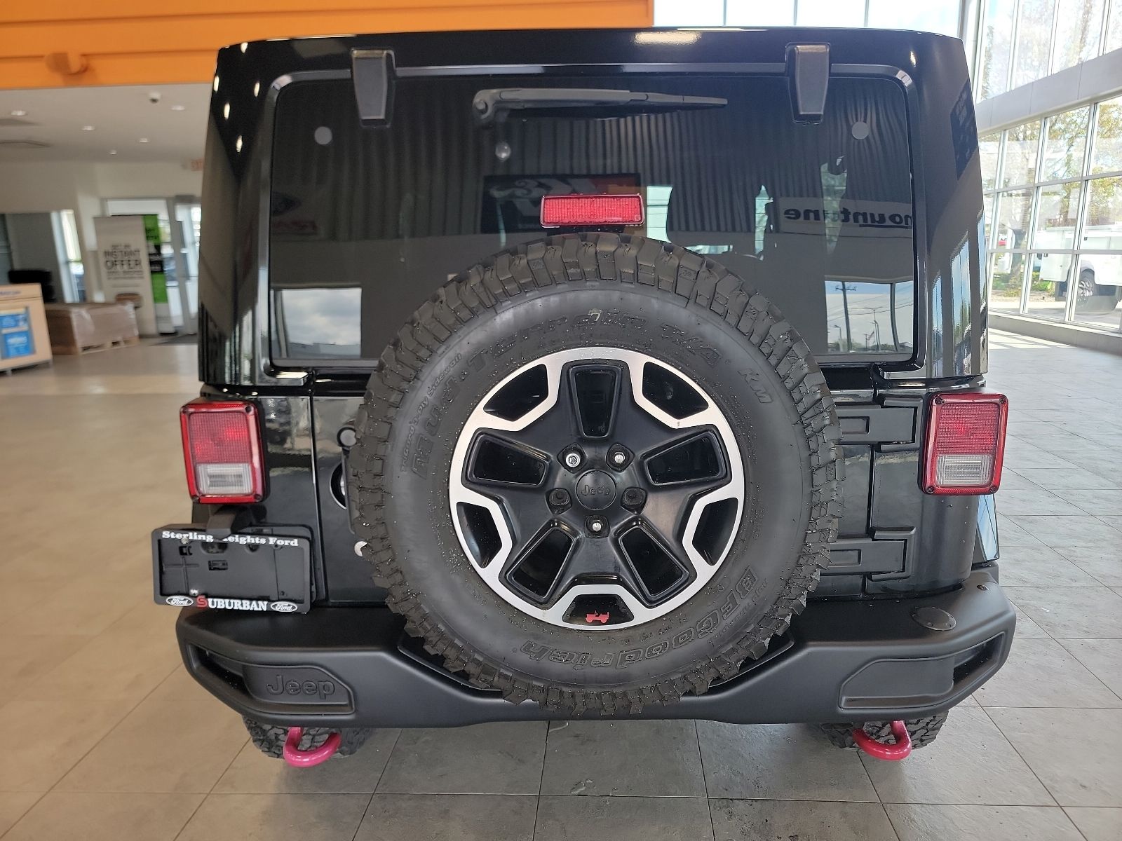 Thumbnail: 2015 Jeep Wrangler - 6