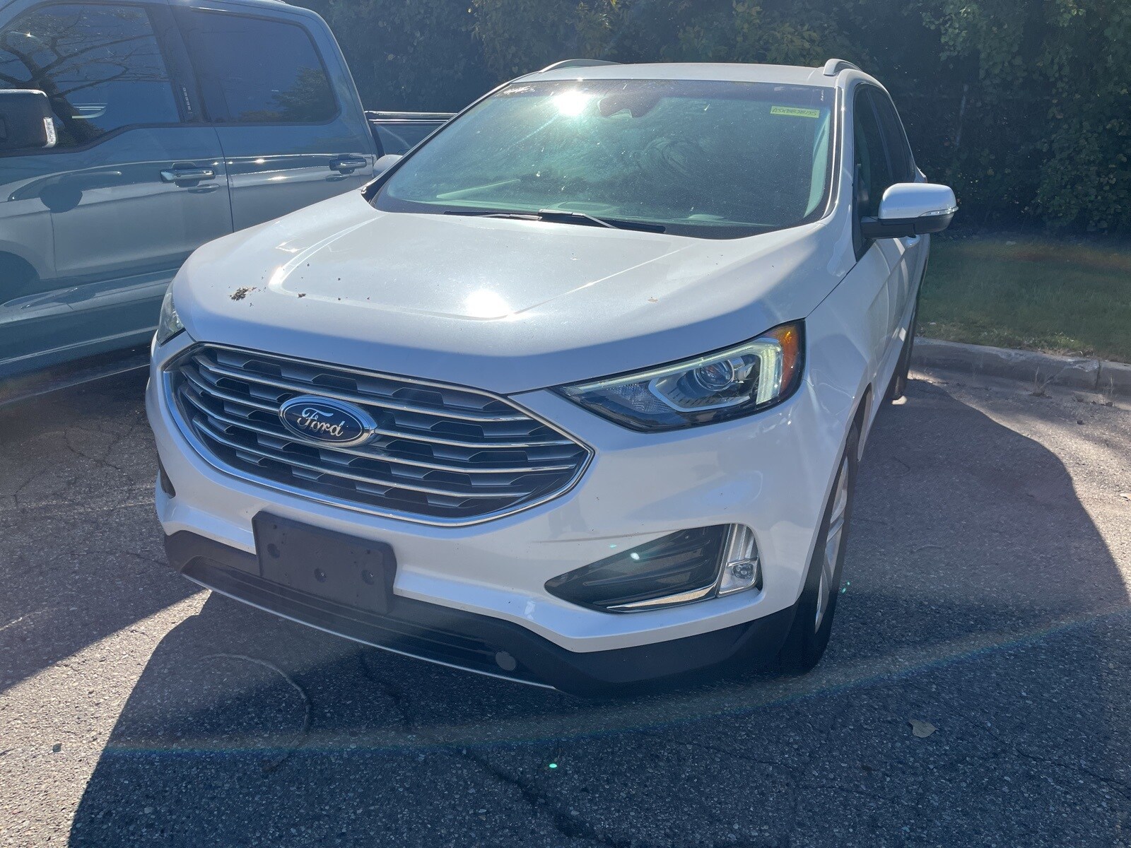 2019 Ford Edge SEL photo 3
