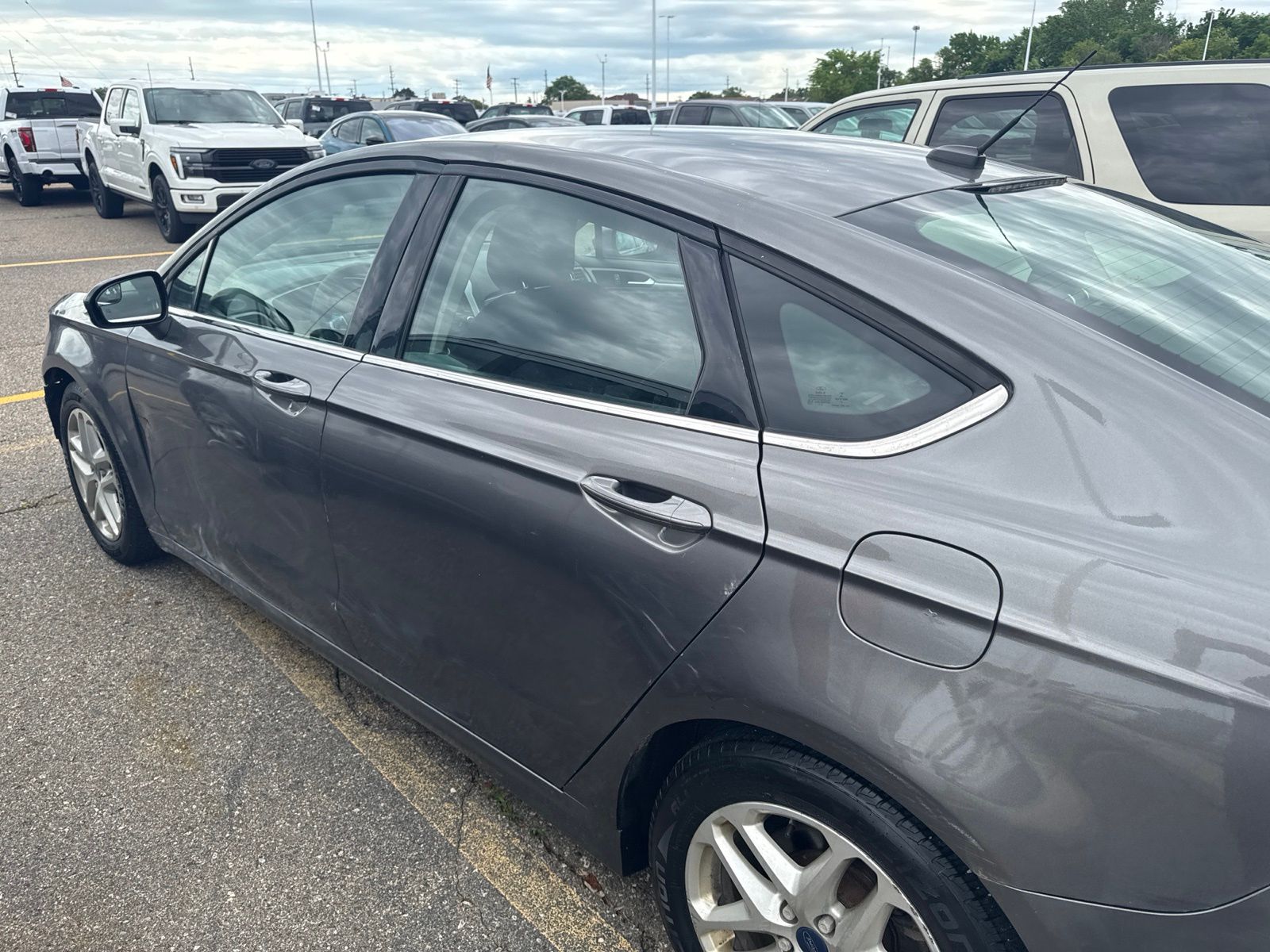 Thumbnail: 2014 Ford Fusion - 16