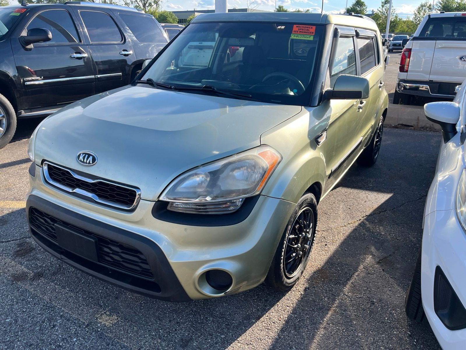 Used 2012 Kia Soul Base with VIN KNDJT2A57C7467266 for sale in Sterling Heights, MI