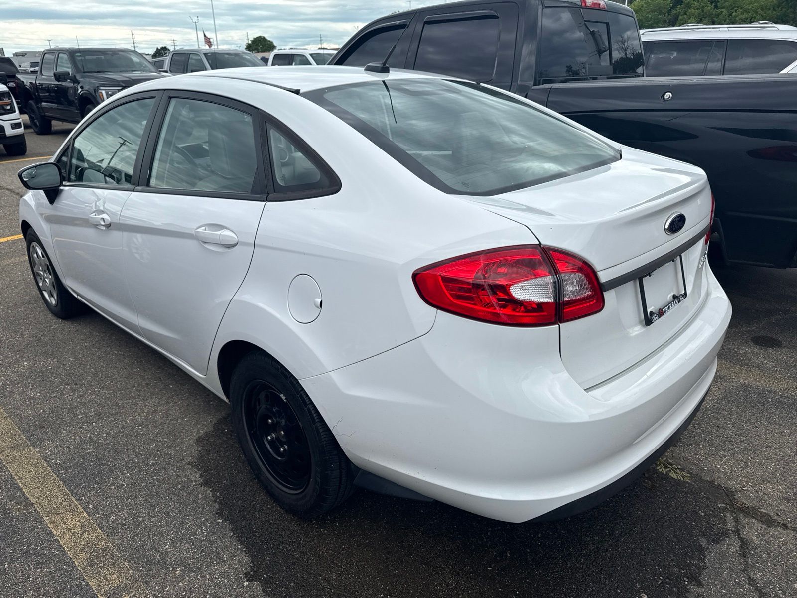 Thumbnail: 2013 Ford Fiesta - 12