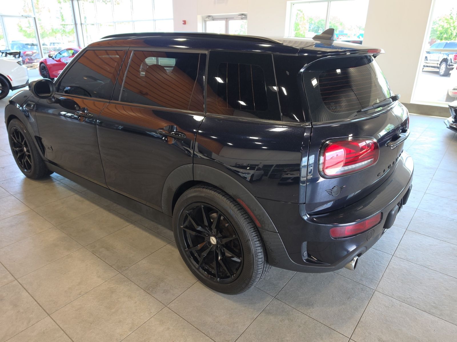 Thumbnail: 2020 MINI Cooper Clubman - 10