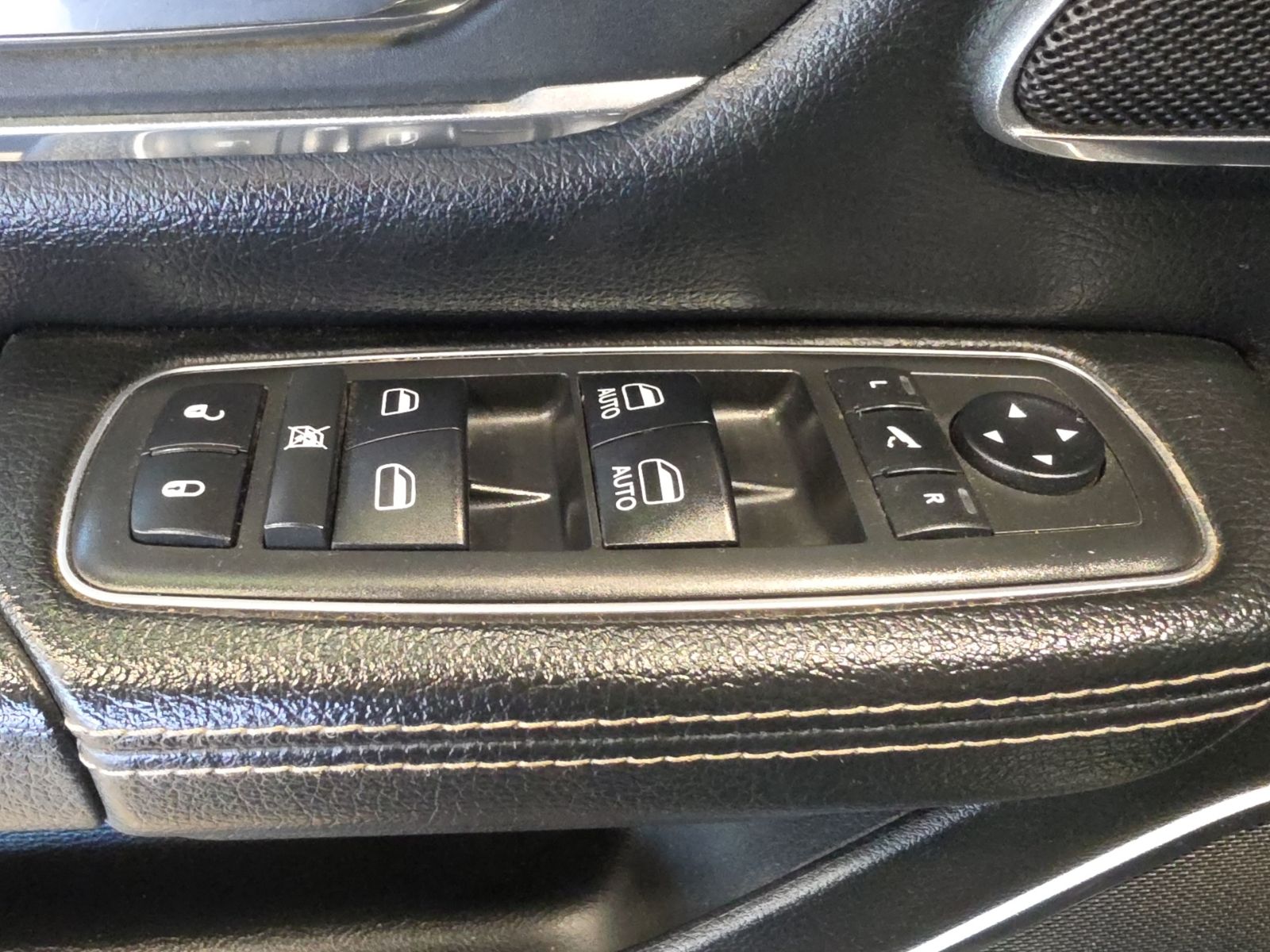 Thumbnail: 2019 RAM 1500 - 19