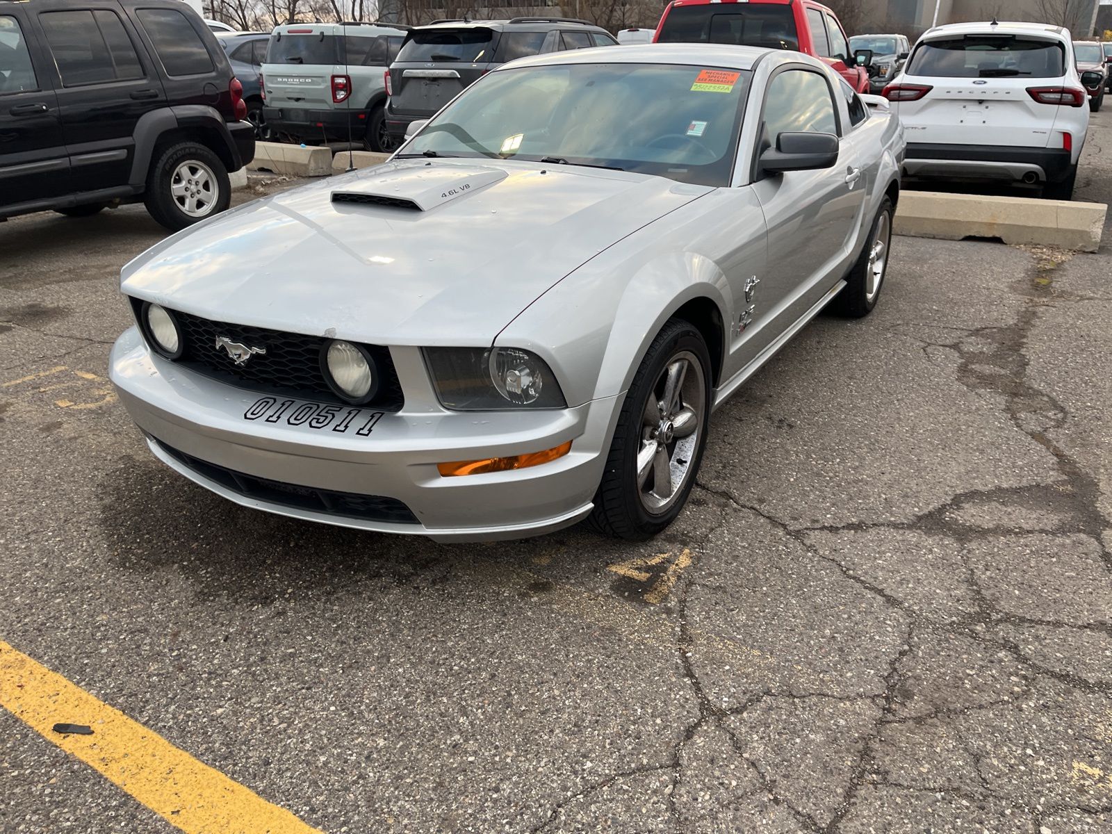 Used 2009 Ford Mustang  with VIN 1ZVHT82H995122557 for sale in Sterling Heights, MI