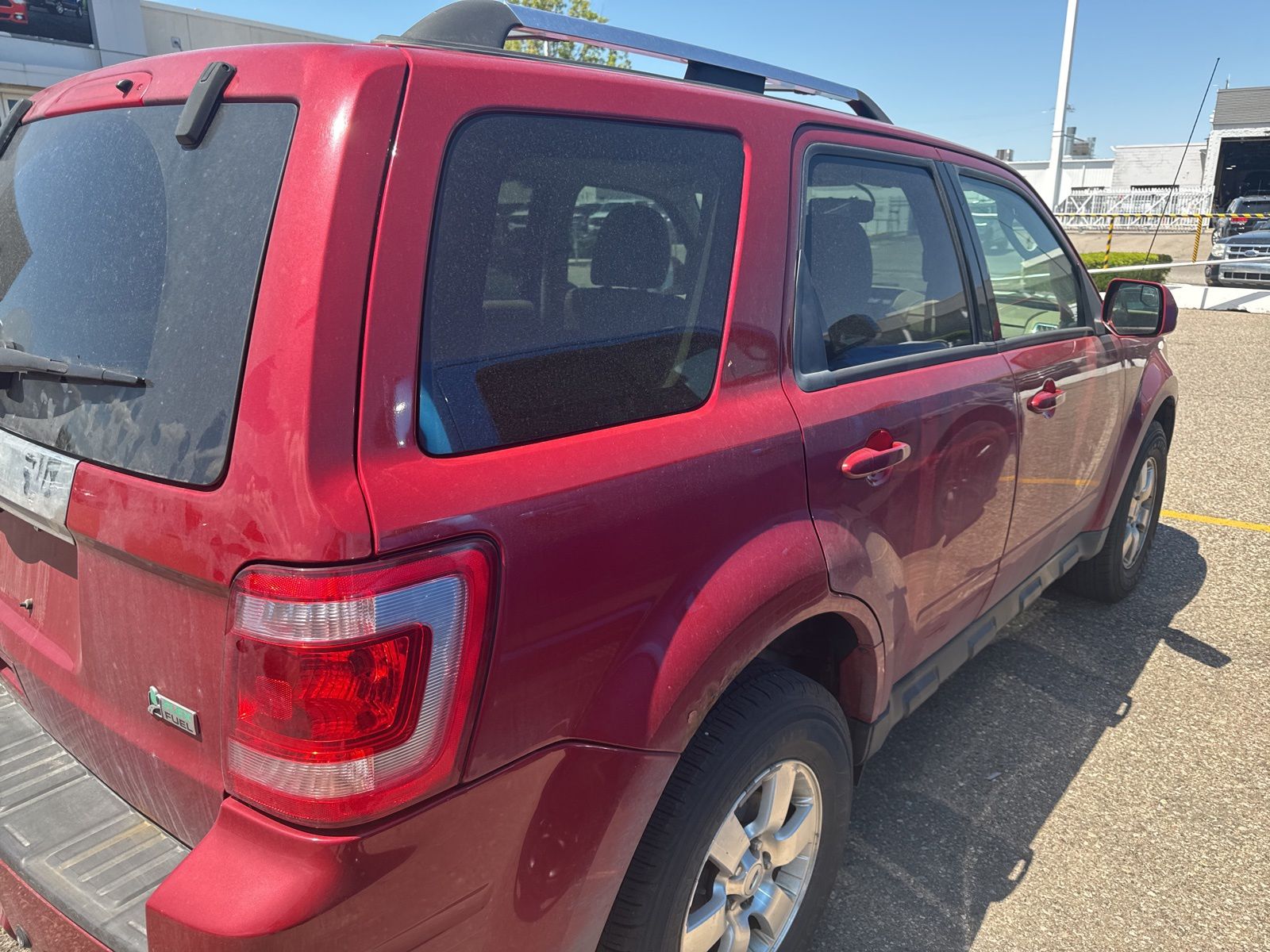 Thumbnail: 2011 Ford Escape - 11