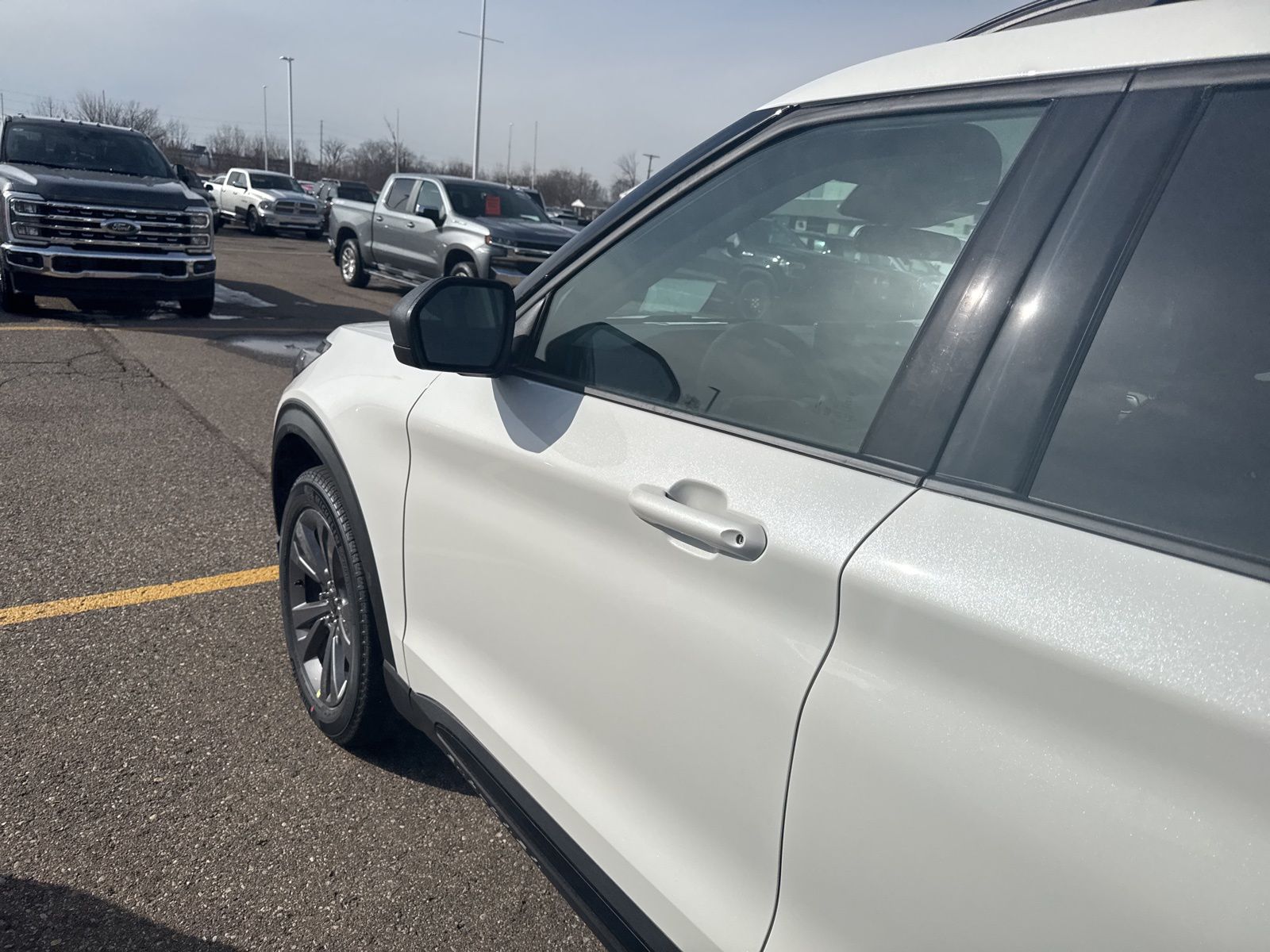 Thumbnail: 2026 Ford Explorer - 5