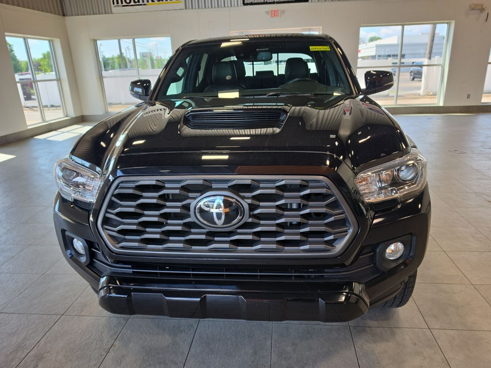 Thumbnail: 2021 Toyota Tacoma - 3