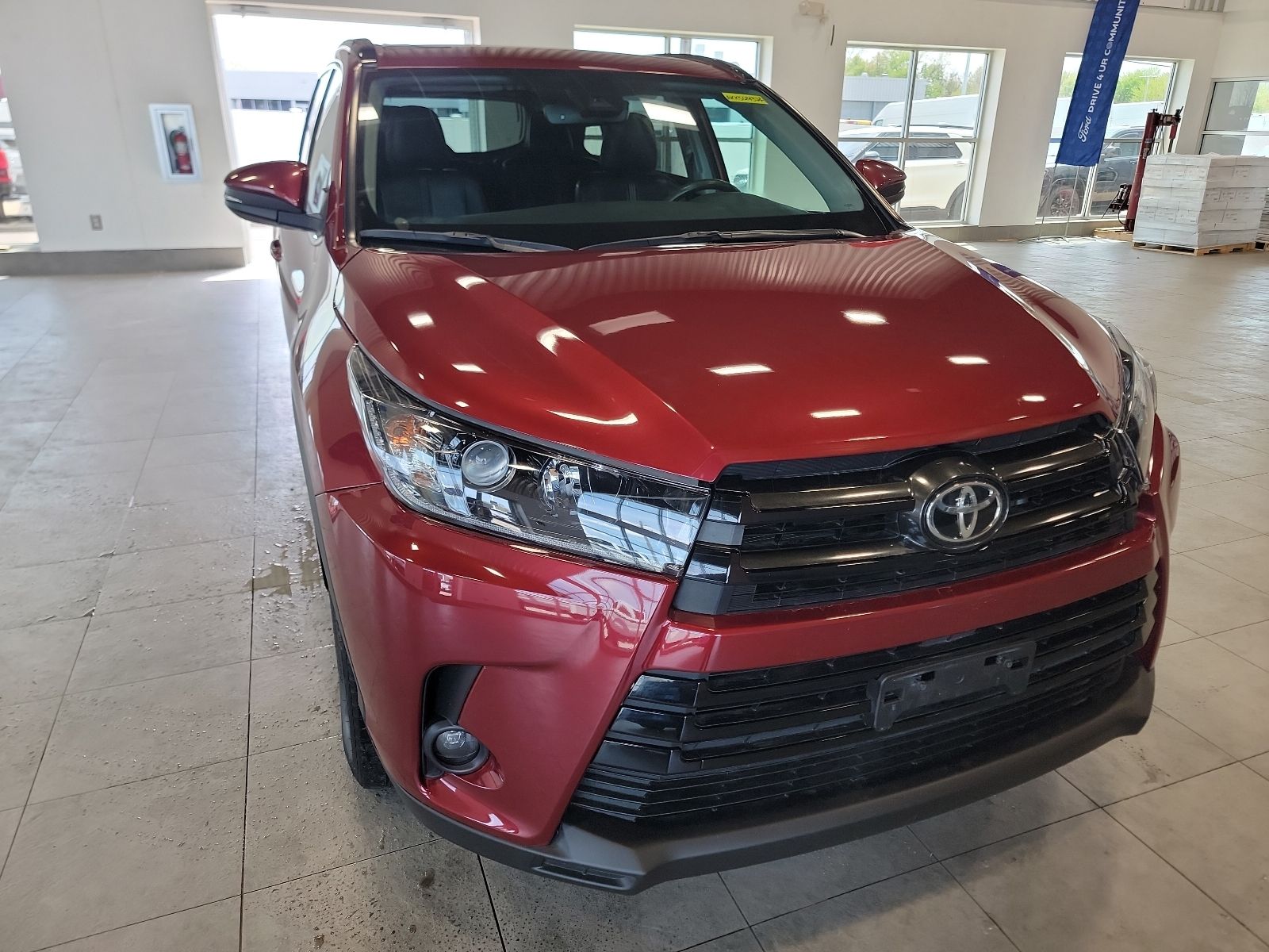 Thumbnail: 2019 Toyota Highlander - 4