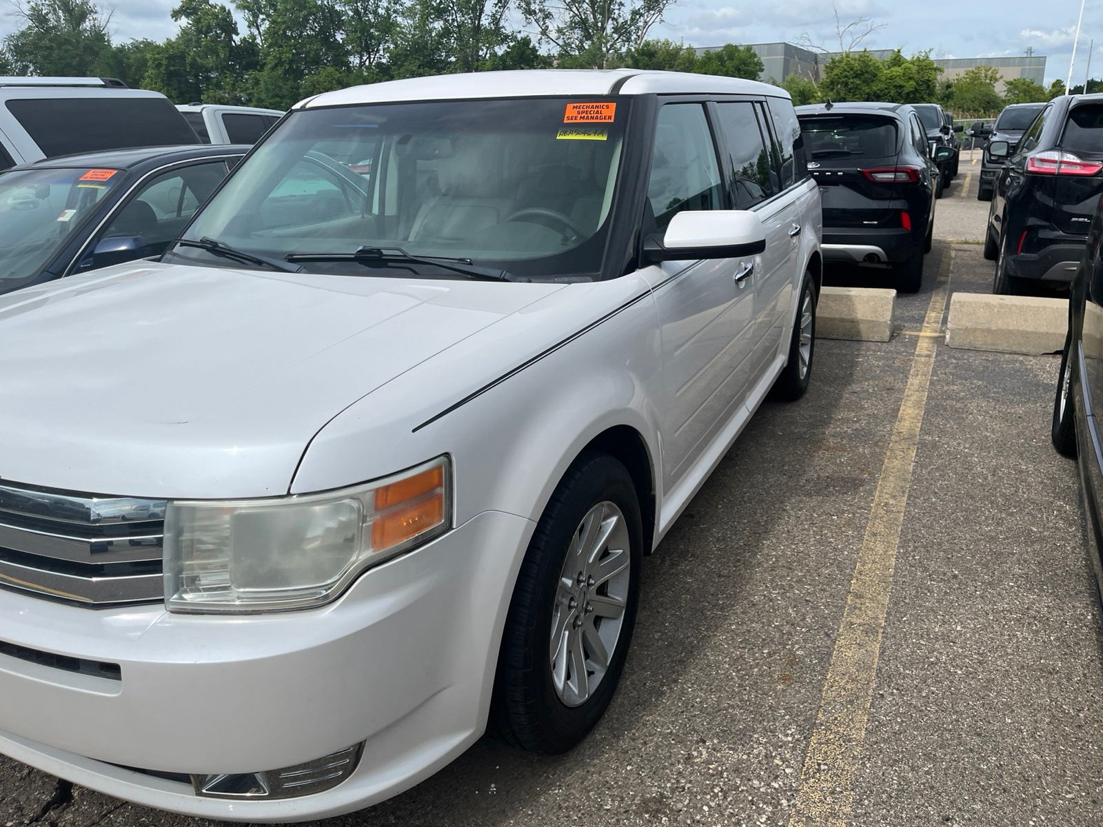 Thumbnail: 2010 Ford Flex - 6