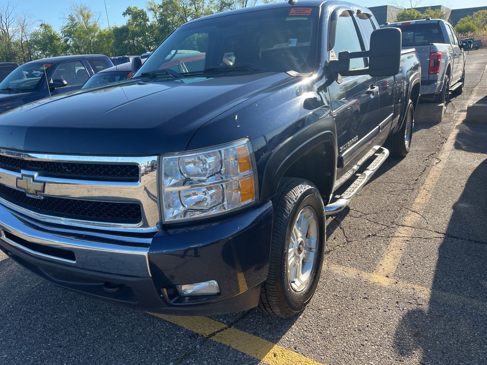 Thumbnail: 2010 Chevrolet Silverado 1500 - 4