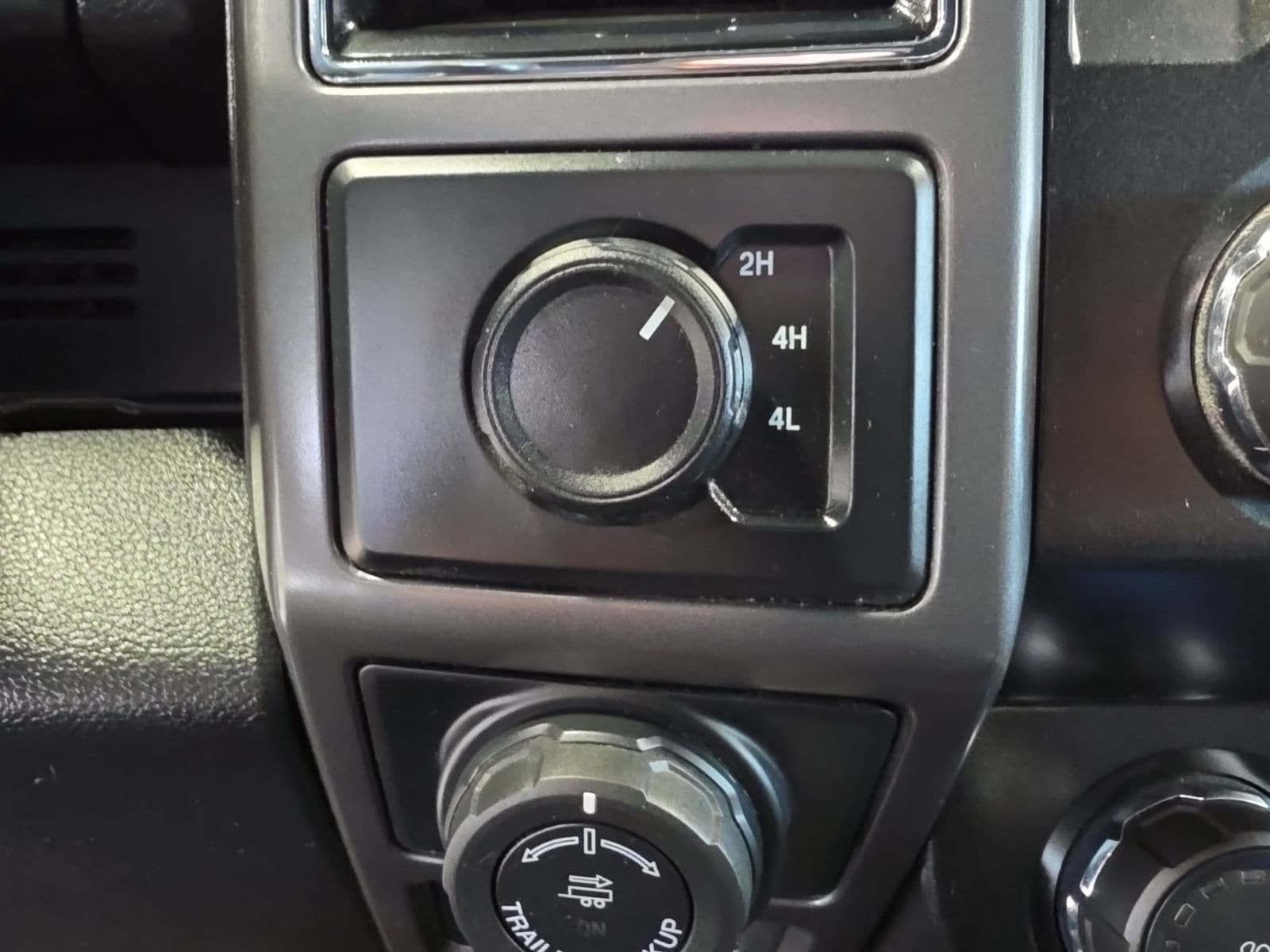 Thumbnail: 2020 Ford F-150 - 27