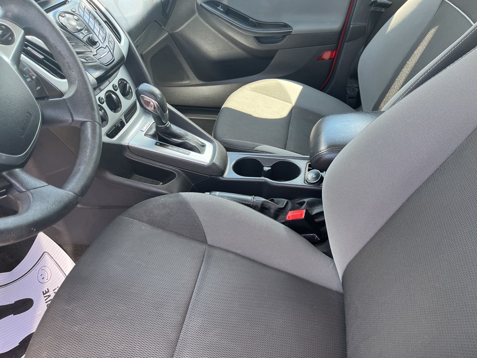 Thumbnail: 2013 Ford Focus - 21