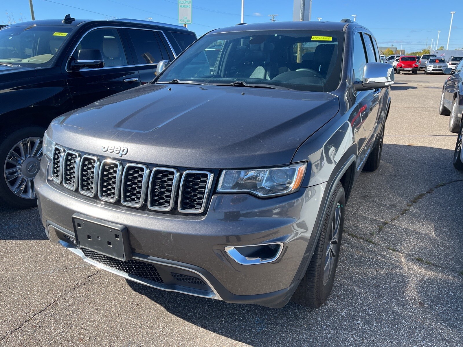 2018 Jeep Grand Cherokee Limited photo 2