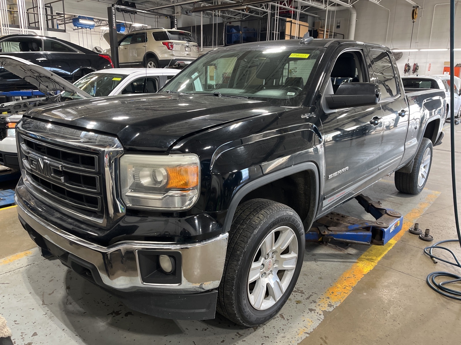 2015 GMC Sierra 1500 SLE's photo