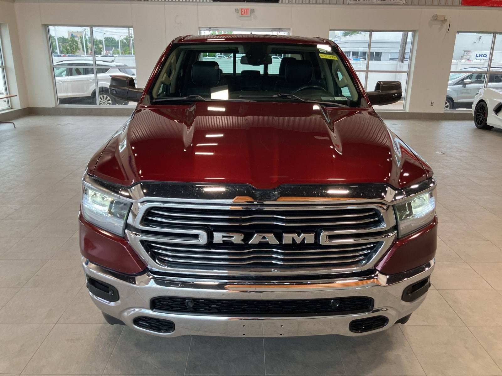 Used 2019 RAM Ram 1500 Pickup Laramie with VIN 1C6SRFJT5KN921833 for sale in Sterling Heights, MI
