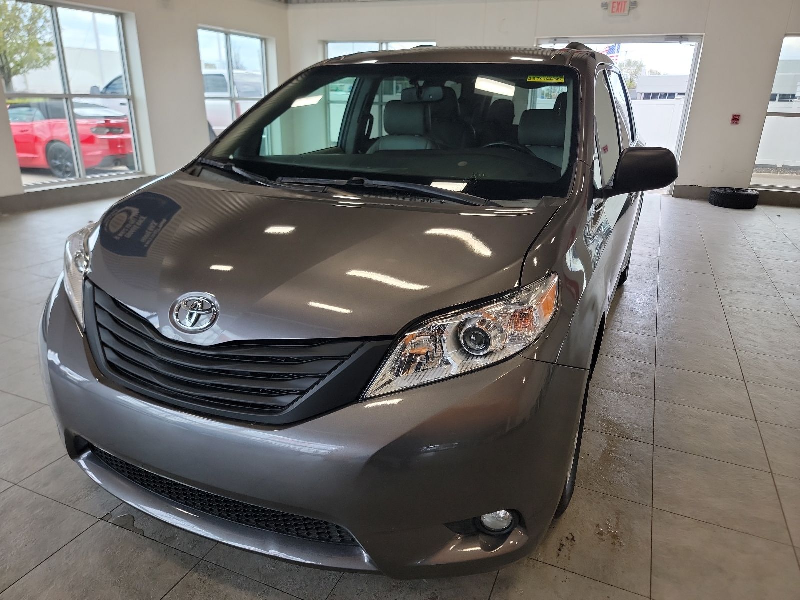 Thumbnail: 2016 Toyota Sienna - 2