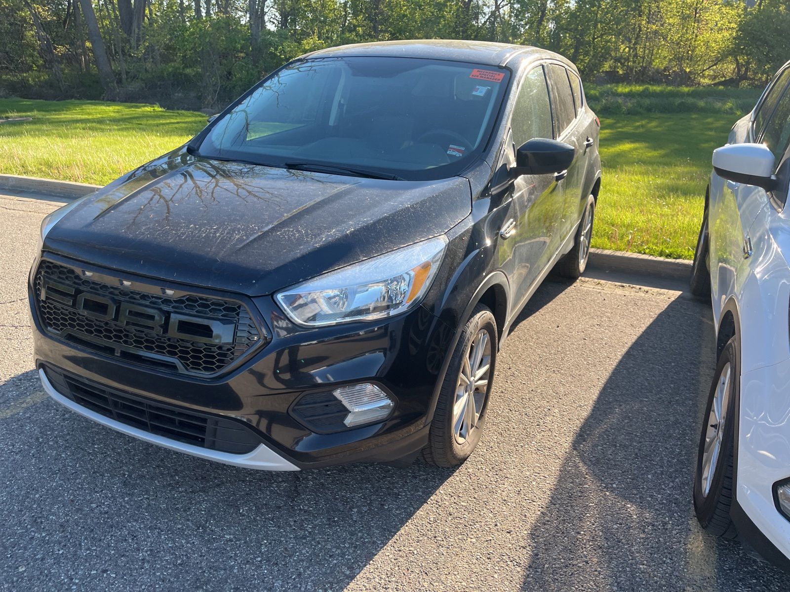 Thumbnail: 2019 Ford Escape - 3