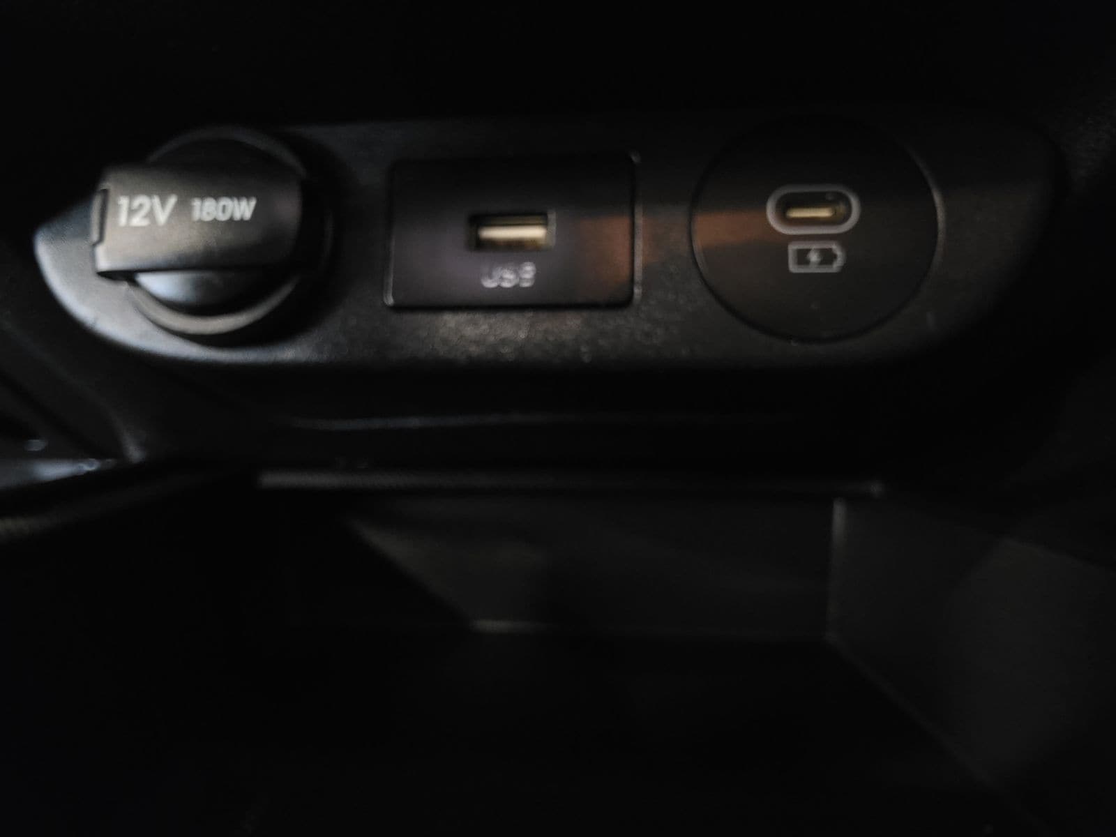 Thumbnail: 2024 Hyundai Elantra - 23