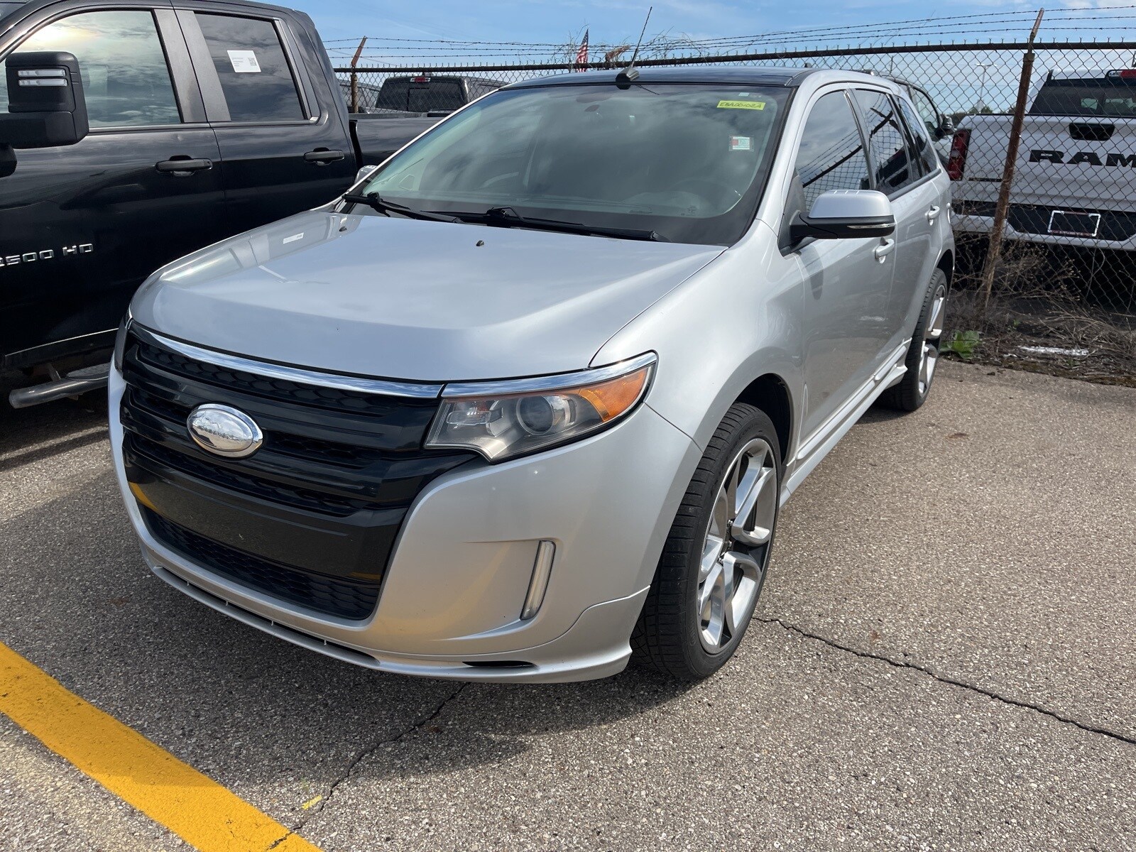 2014 Ford Edge Sport photo 3
