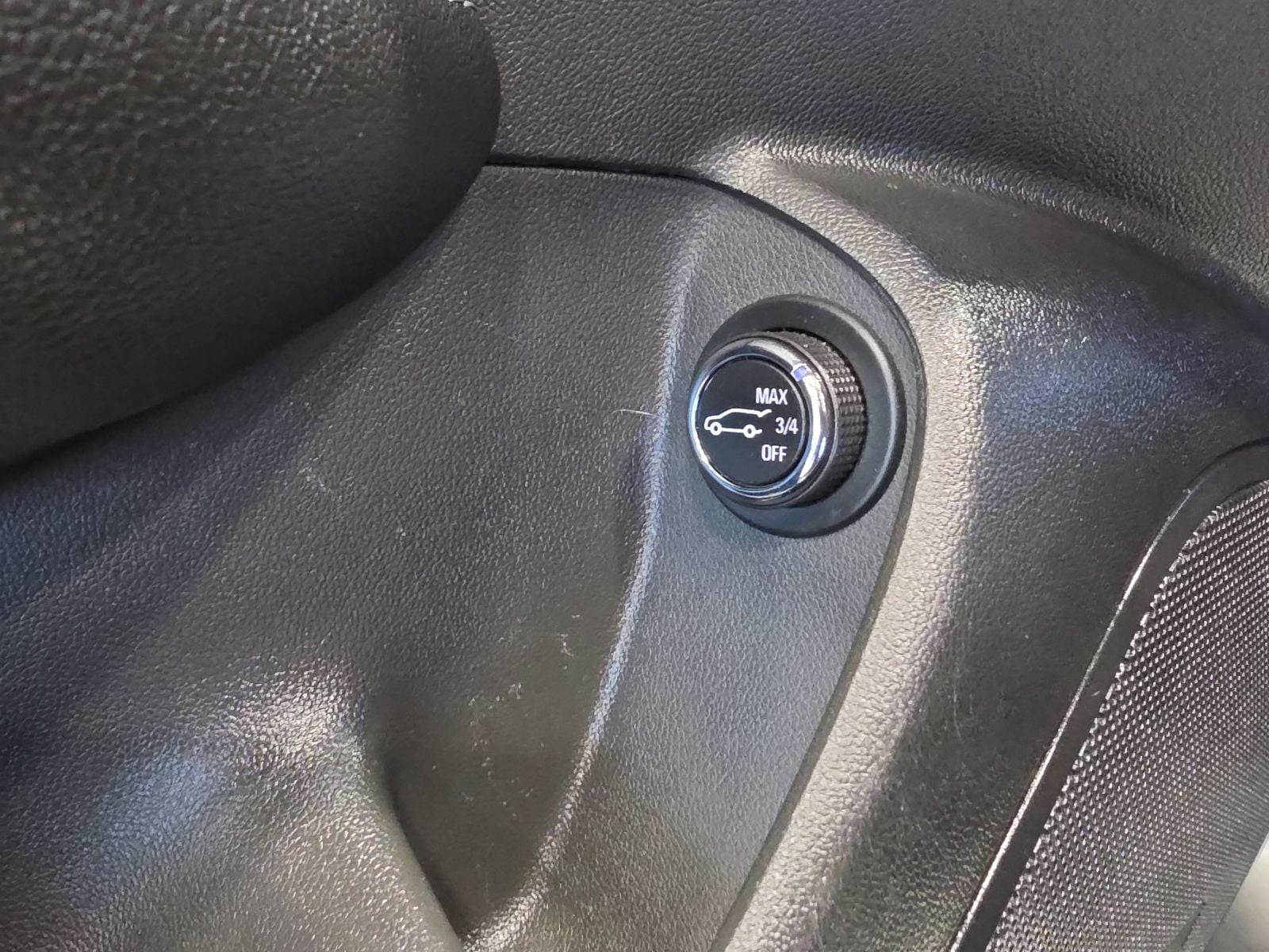 Thumbnail: 2019 Buick Regal - 16
