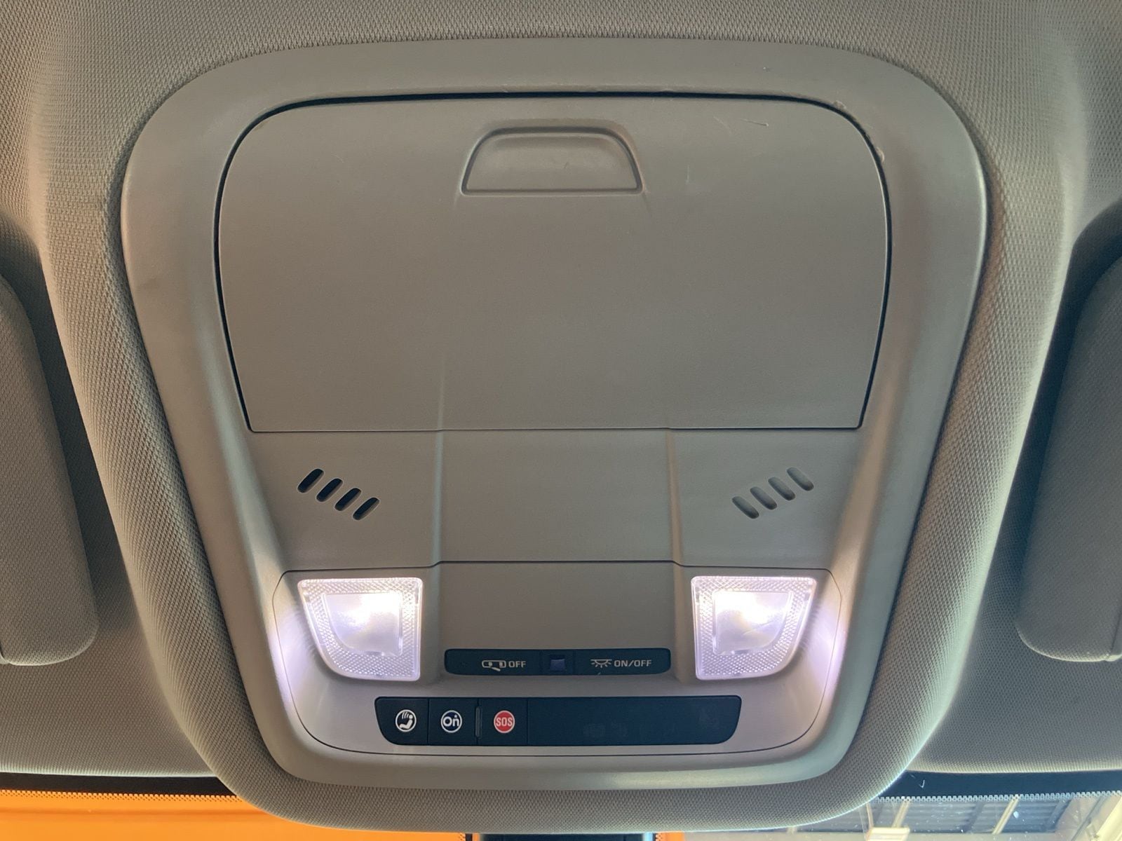 Thumbnail: 2020 GMC Acadia - 22