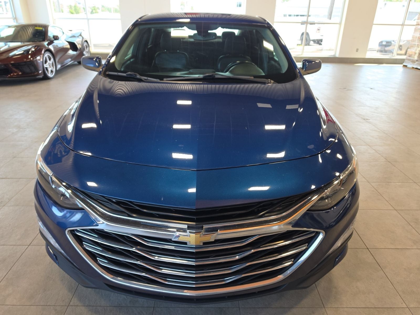 Thumbnail: 2019 Chevrolet Malibu - 3