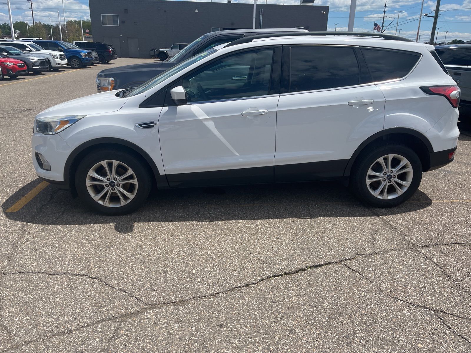 Thumbnail: 2018 Ford Escape - 5