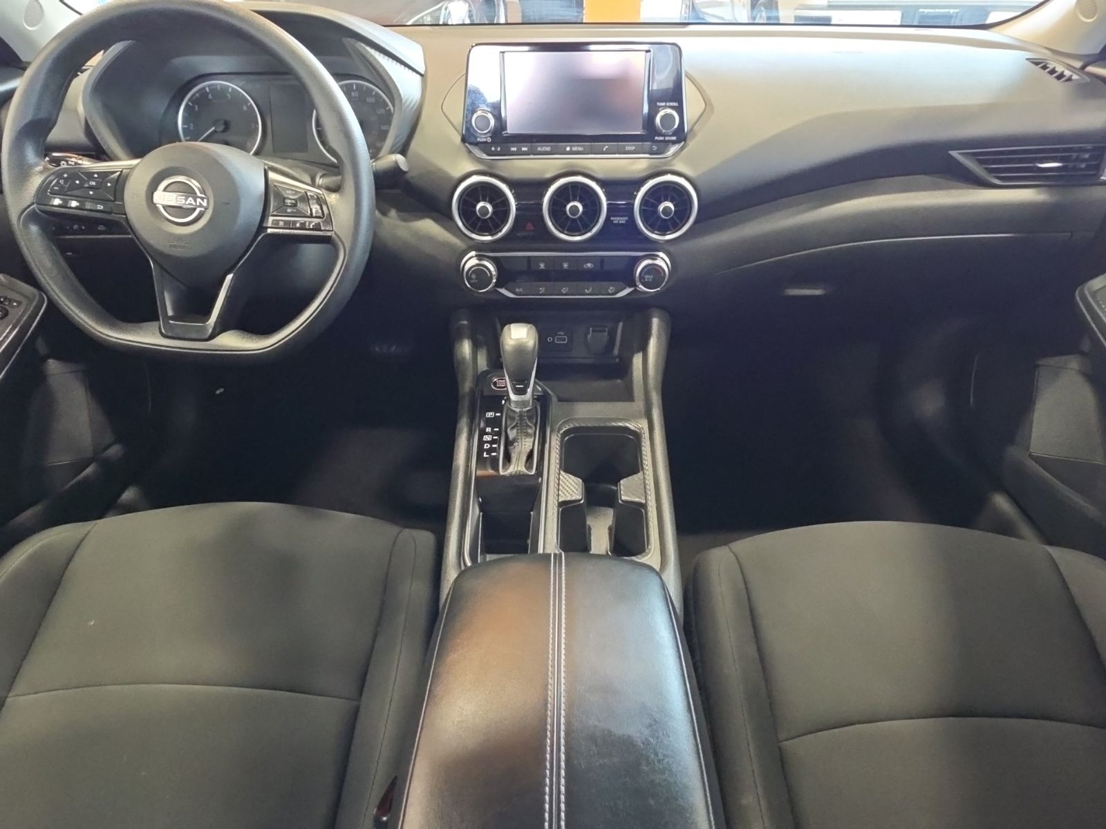 Thumbnail: 2025 Nissan Sentra - 25