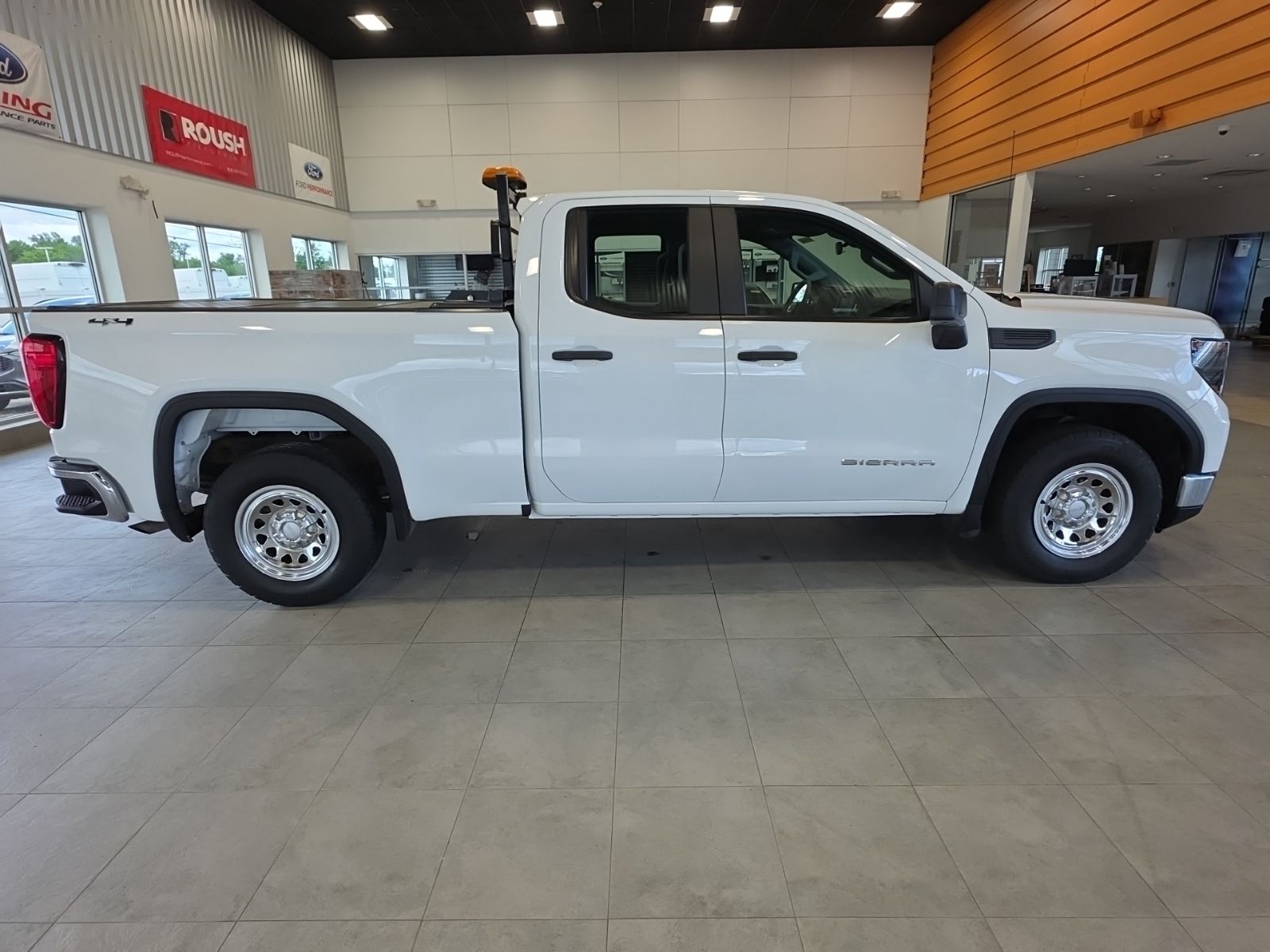 Thumbnail: 2023 GMC Sierra 1500 - 6