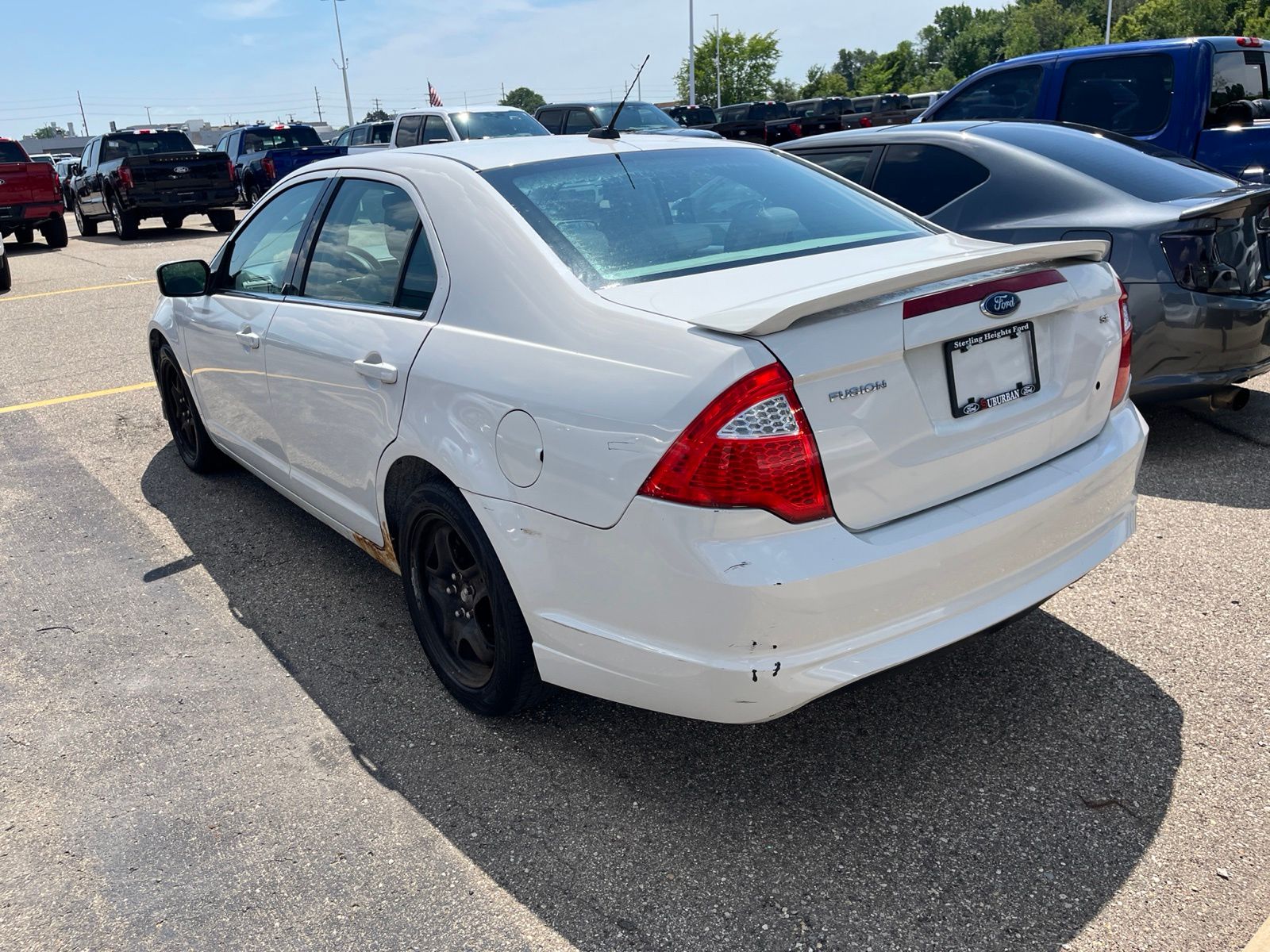 Thumbnail: 2010 Ford Fusion - 9