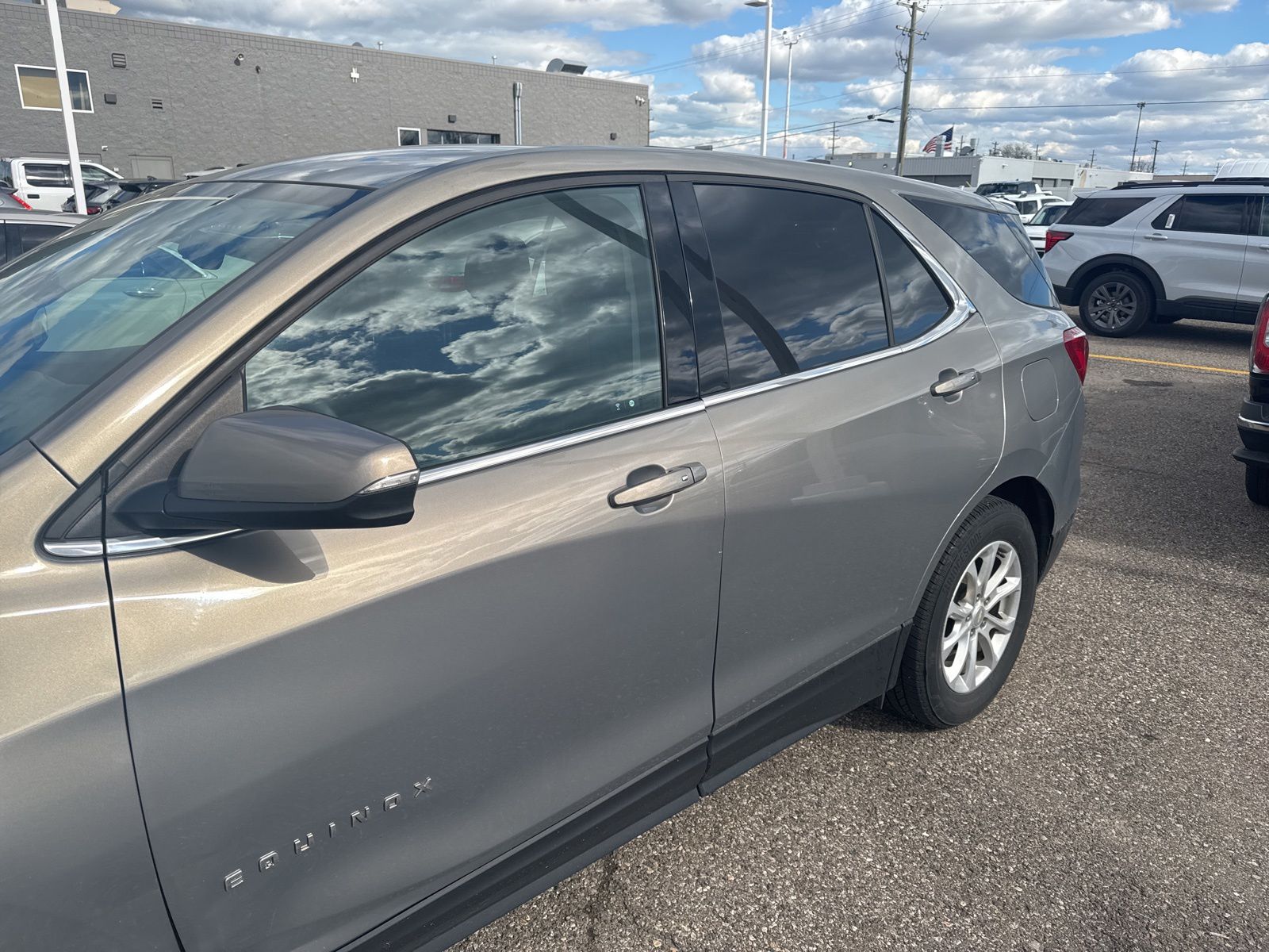 Thumbnail: 2019 Chevrolet Equinox - 16