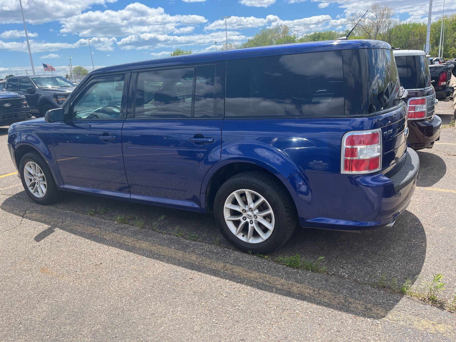 Thumbnail: 2013 Ford Flex - 10
