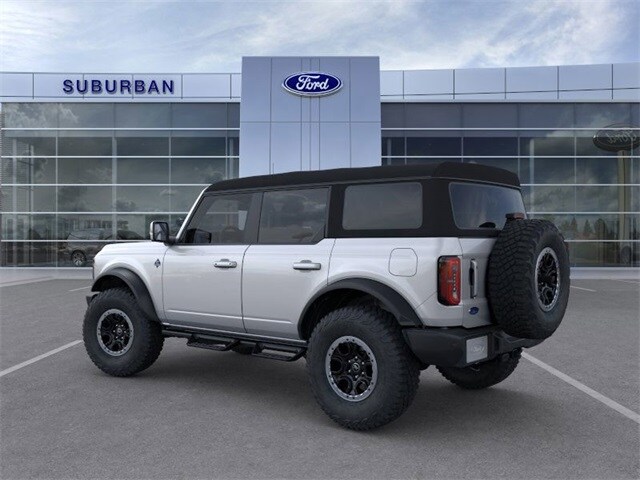 2024 Ford Bronco Outer Banks photo 4